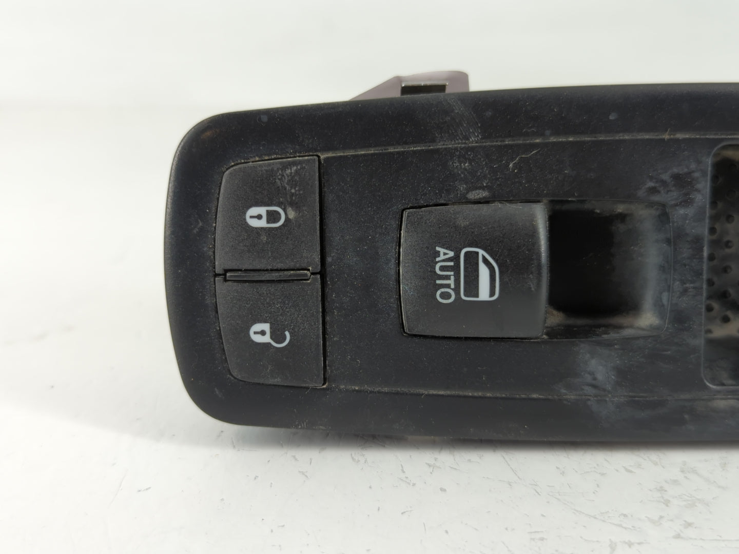 2014 Dodge Ram 1500 Master Power Window Switch Replacement Driver Side Left P/N:P68212782AA Fits OEM Used Auto Parts - Oemus