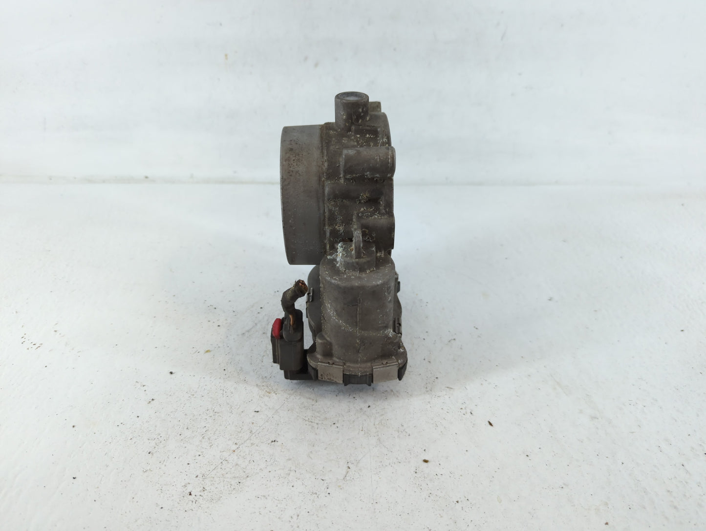 2014 Dodge Ram 1500 Throttle Body P/N:53034251AB Fits Fits 2012 2013 2015 2016 2017 2018 2019 2020 2021 2022 OEM Used Auto P