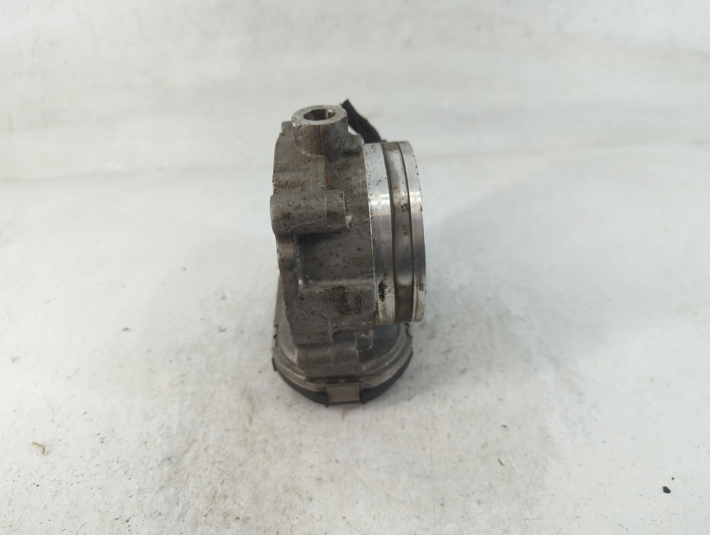 2014 Dodge Ram 1500 Throttle Body P/N:05184349AF Fits Fits 2011 2012 2013 2015 2016 2017 2018 2019 2020 2021 2022 OEM Used A