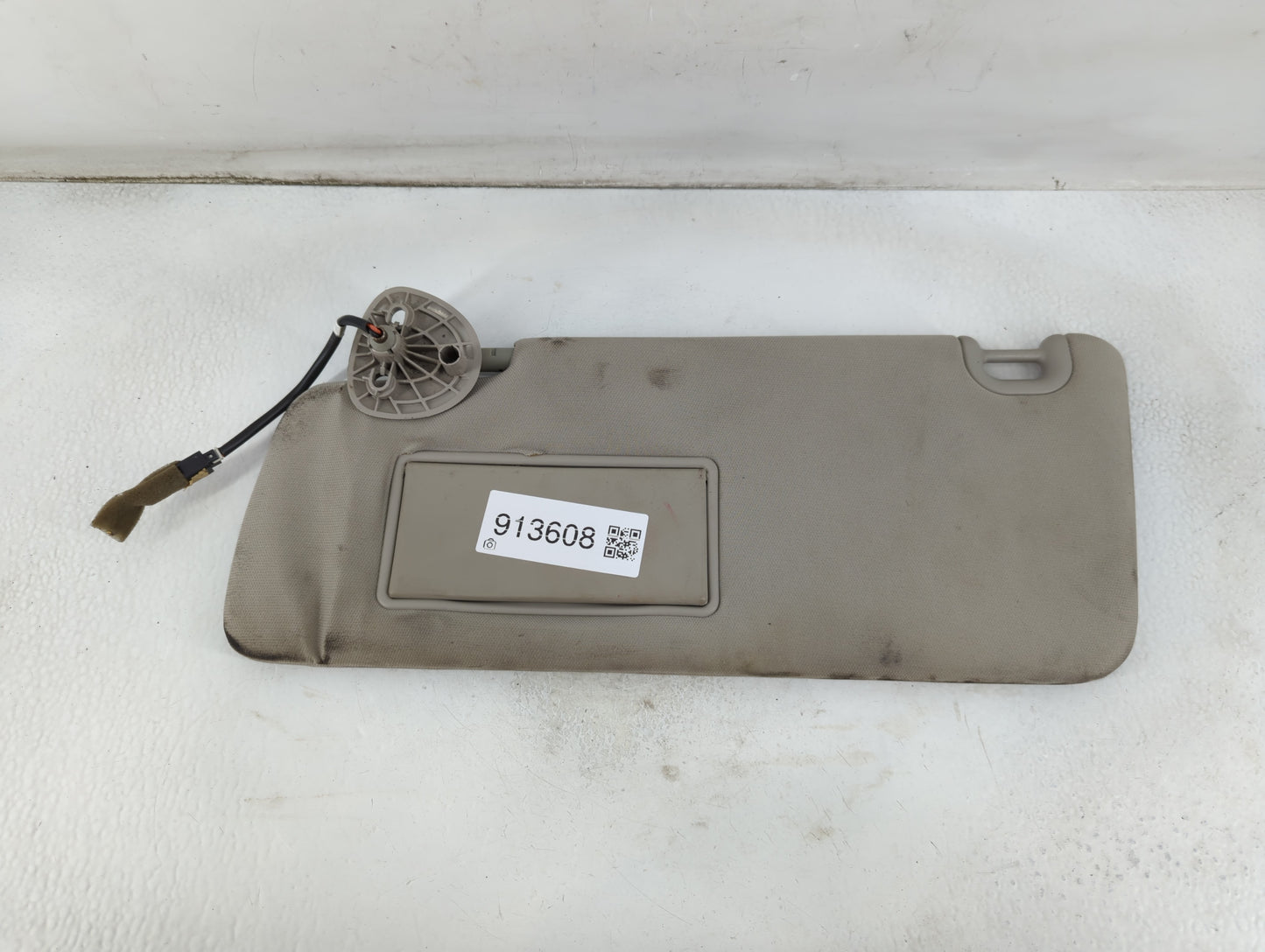 2014 Dodge Ram 1500 Sun Visor Shade Replacement Passenger Right Mirror Fits Fits 2013 2015 2016 2017 2018 OEM Used Auto Part