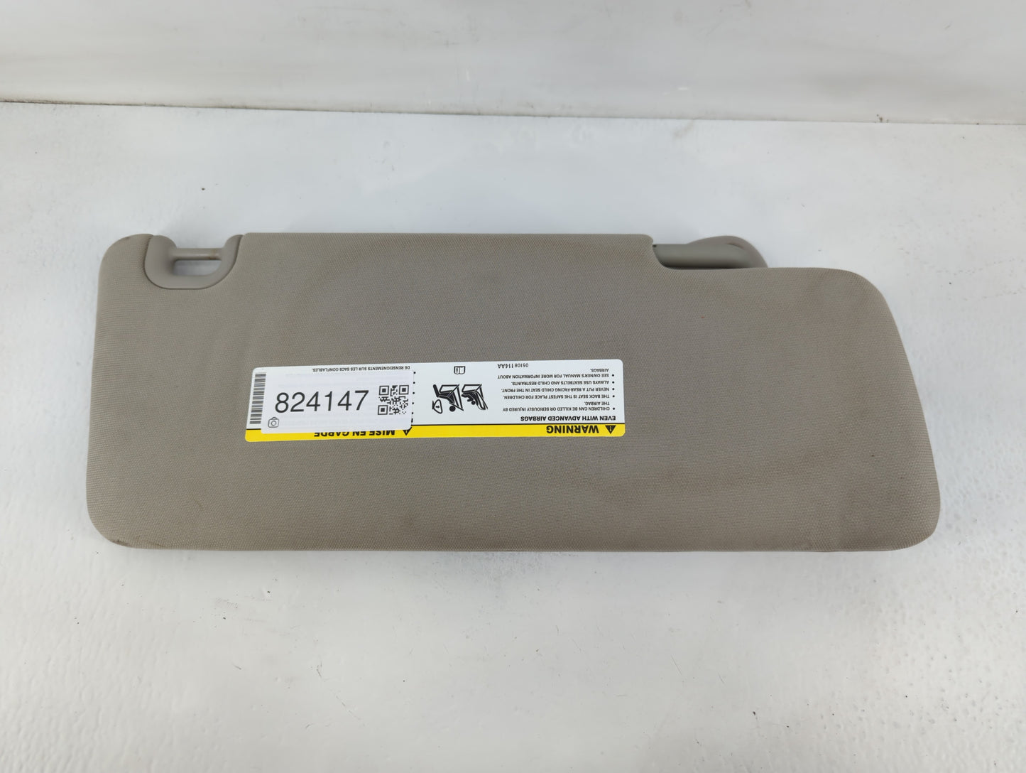 2014 Dodge Ram 2500 Sun Visor Shade Replacement Driver Left Mirror Fits Fits 2013 2015 2016 2017 2018 2019 2020 2021 2022 OE