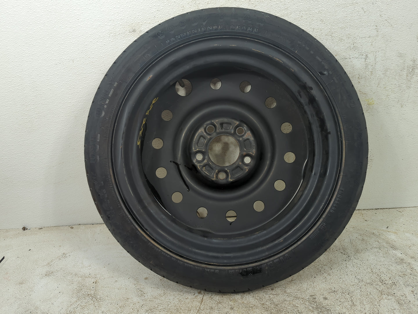 2014 Dodge Avenger Avenge Spare Donut Tire Wheel Rim Oem - Oemusedautoparts1.com