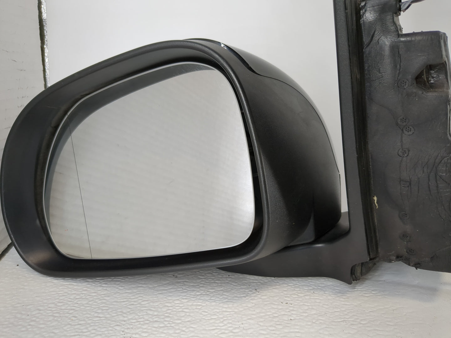 2014 Fiat 500 Driver Side View Mirror - Left Door Mirror OEM Used - Oemusedautoparts1.com