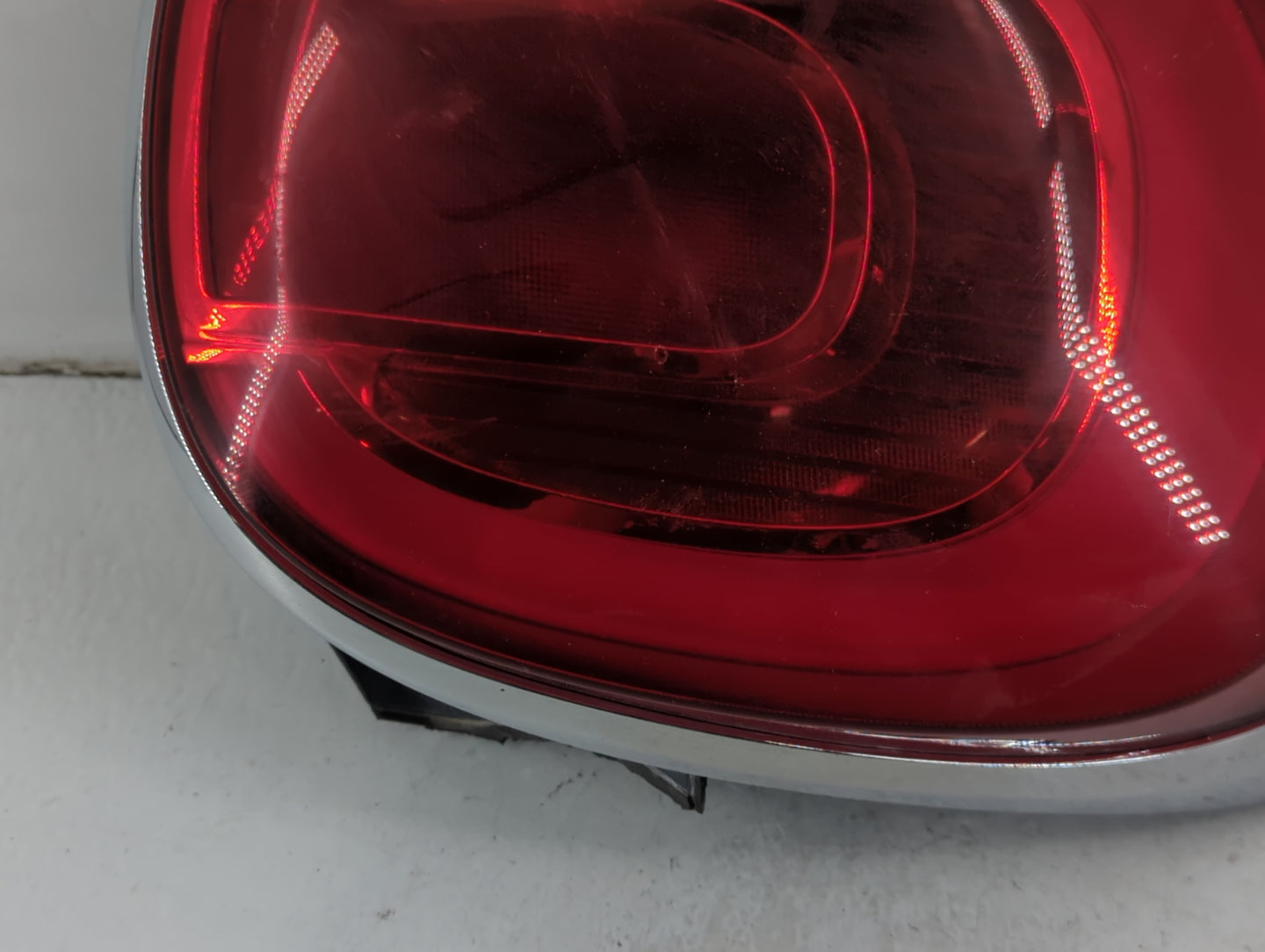 2012-2017 Fiat 500 Tail Light Assembly Driver Left OEM P/N:519223008 Fits Fits 2012 2013 2014 2015 2016 2017 OEM Used Auto P