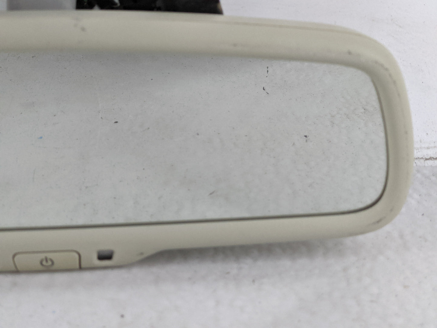 2014 Fiat 500 Interior Rear View Mirror Replacement OEM P/N:E3021035 Fits OEM Used Auto Parts - Oemusedautoparts1.com