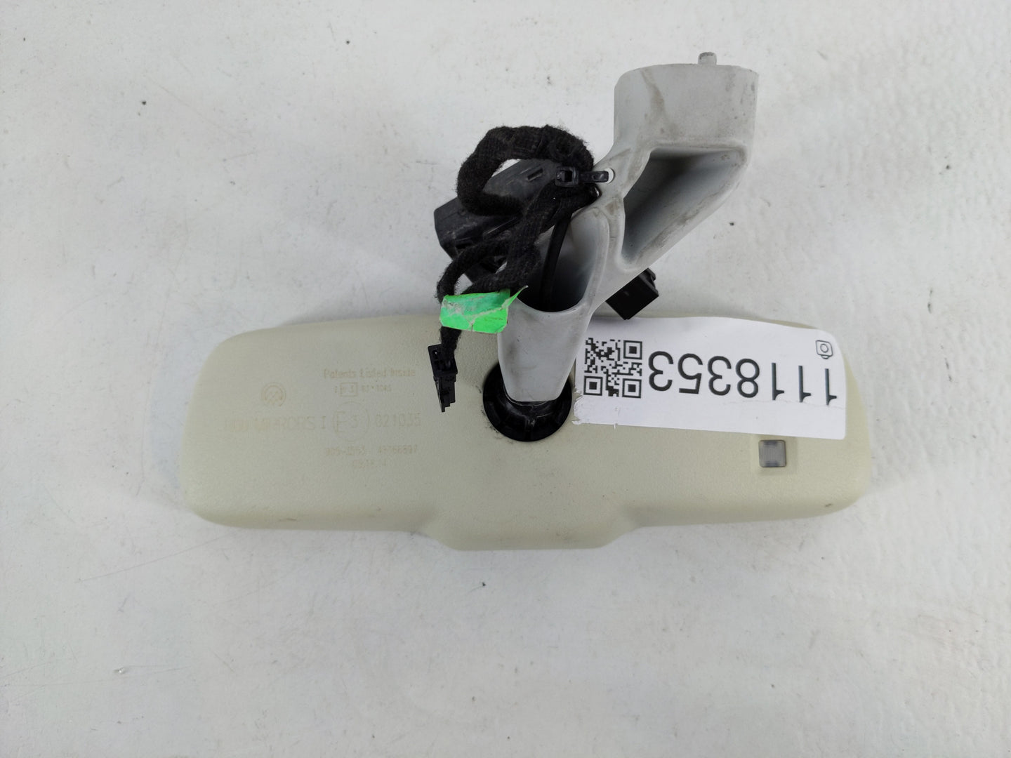 2014 Fiat 500 Interior Rear View Mirror Replacement OEM P/N:E3021035 Fits OEM Used Auto Parts - Oemusedautoparts1.com