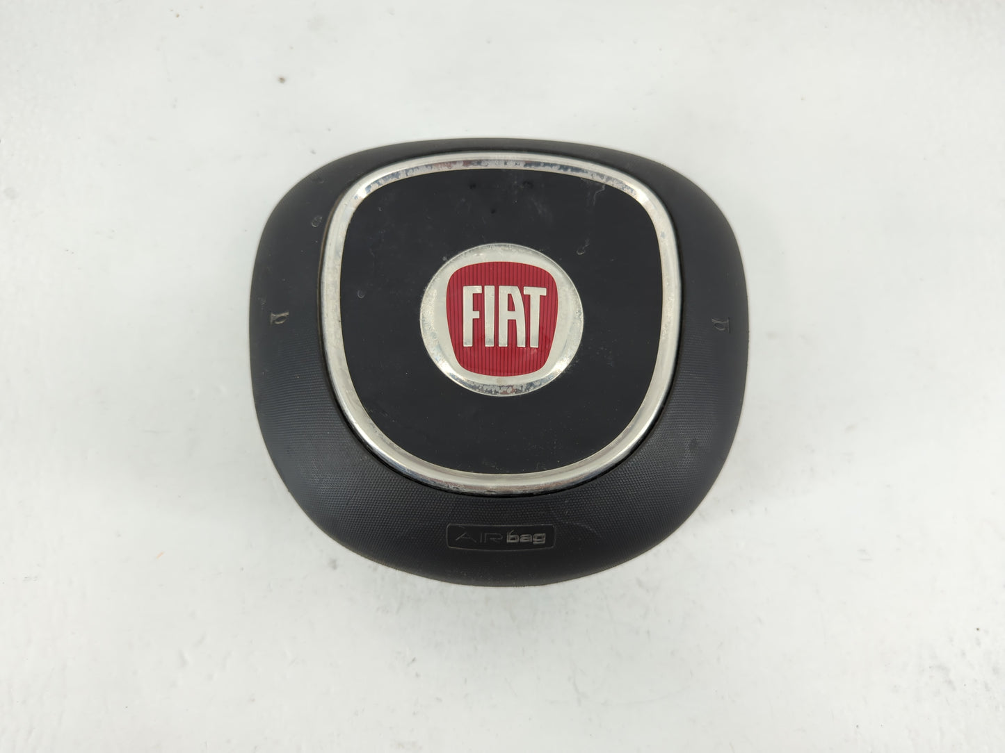 2014 Fiat 500 Air Bag Driver Left Steering Wheel Mounted P/N:07356121170 Fits OEM Used Auto Parts - Oemusedautoparts1.com