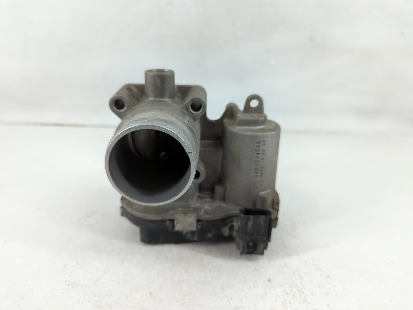 2013-2017 Fiat 500 Throttle Body P/N:04892945AA Fits Fits 2013 2014 2015 2016 2017 OEM Used Auto Parts - Oemusedautoparts1.c
