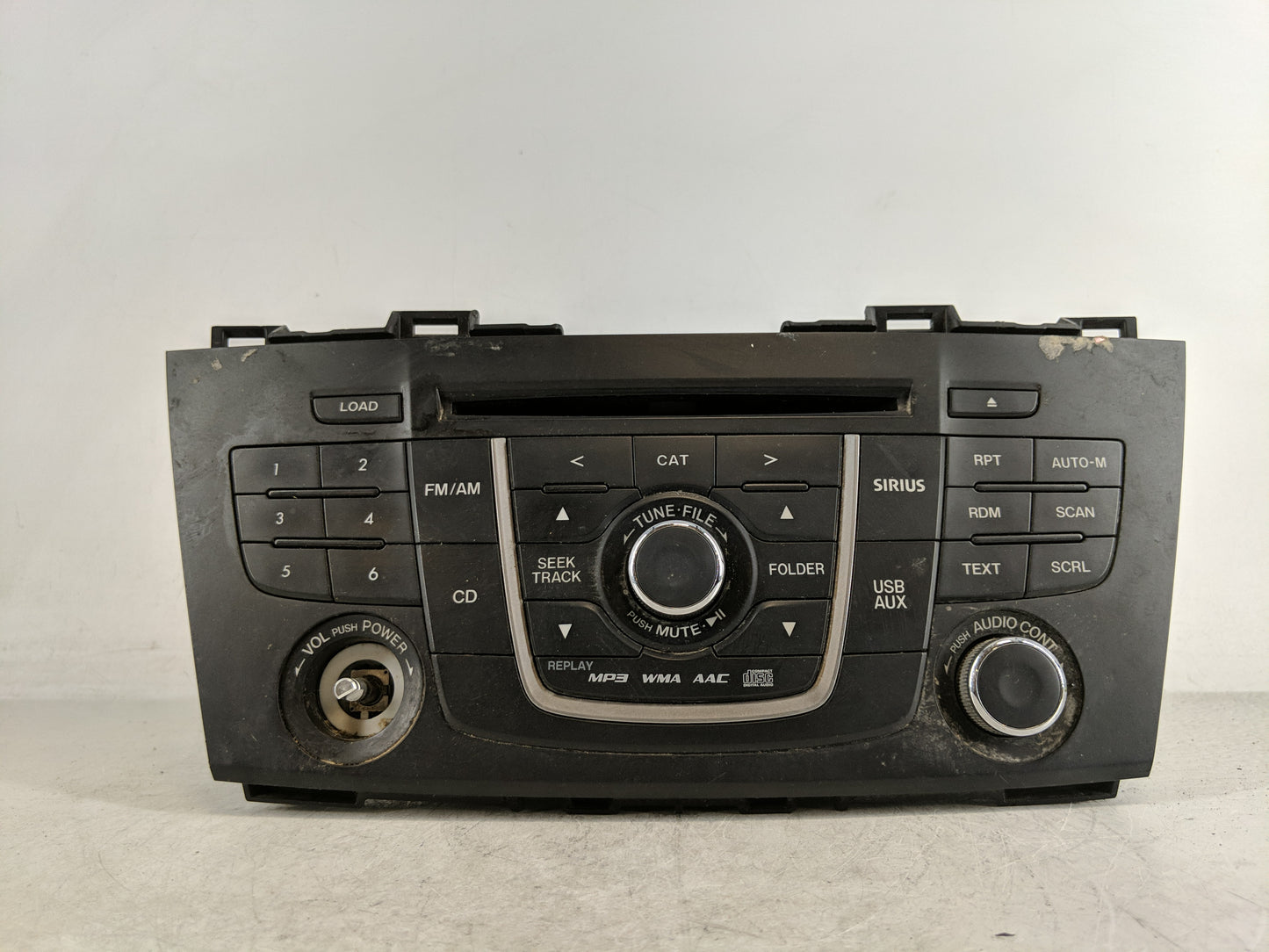 2014 Fiat 500 Radio AM FM Cd Player Receiver Replacement P/N:CG40 66 9R0 Fits OEM Used Auto Parts - Oemusedautoparts1.com
