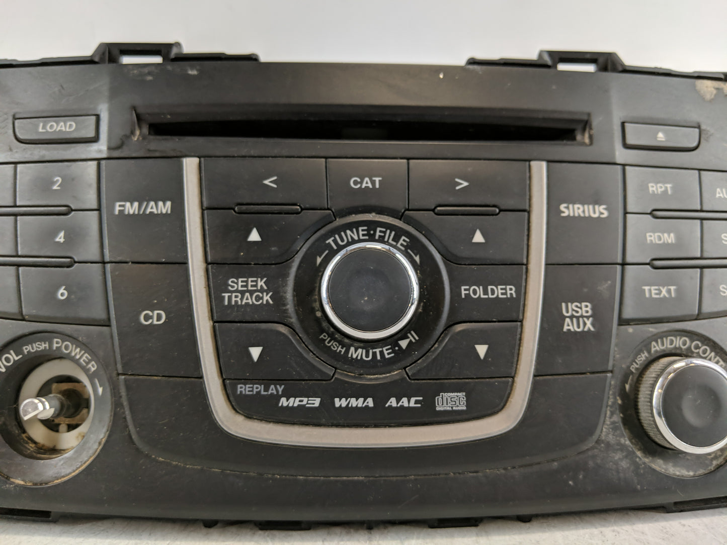 2014 Fiat 500 Radio AM FM Cd Player Receiver Replacement P/N:CG40 66 9R0 Fits OEM Used Auto Parts - Oemusedautoparts1.com