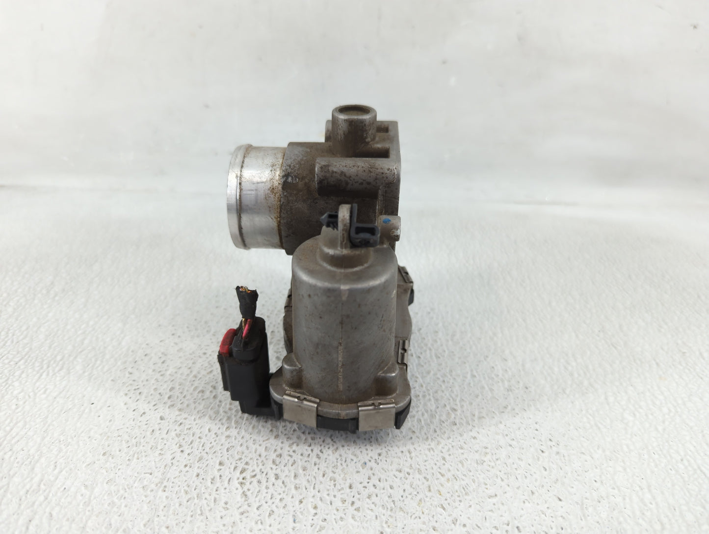2012-2017 Fiat 500 Throttle Body P/N:04892945AA Fits Fits 2012 2013 2014 2015 2016 2017 OEM Used Auto Parts - Oemusedautopar