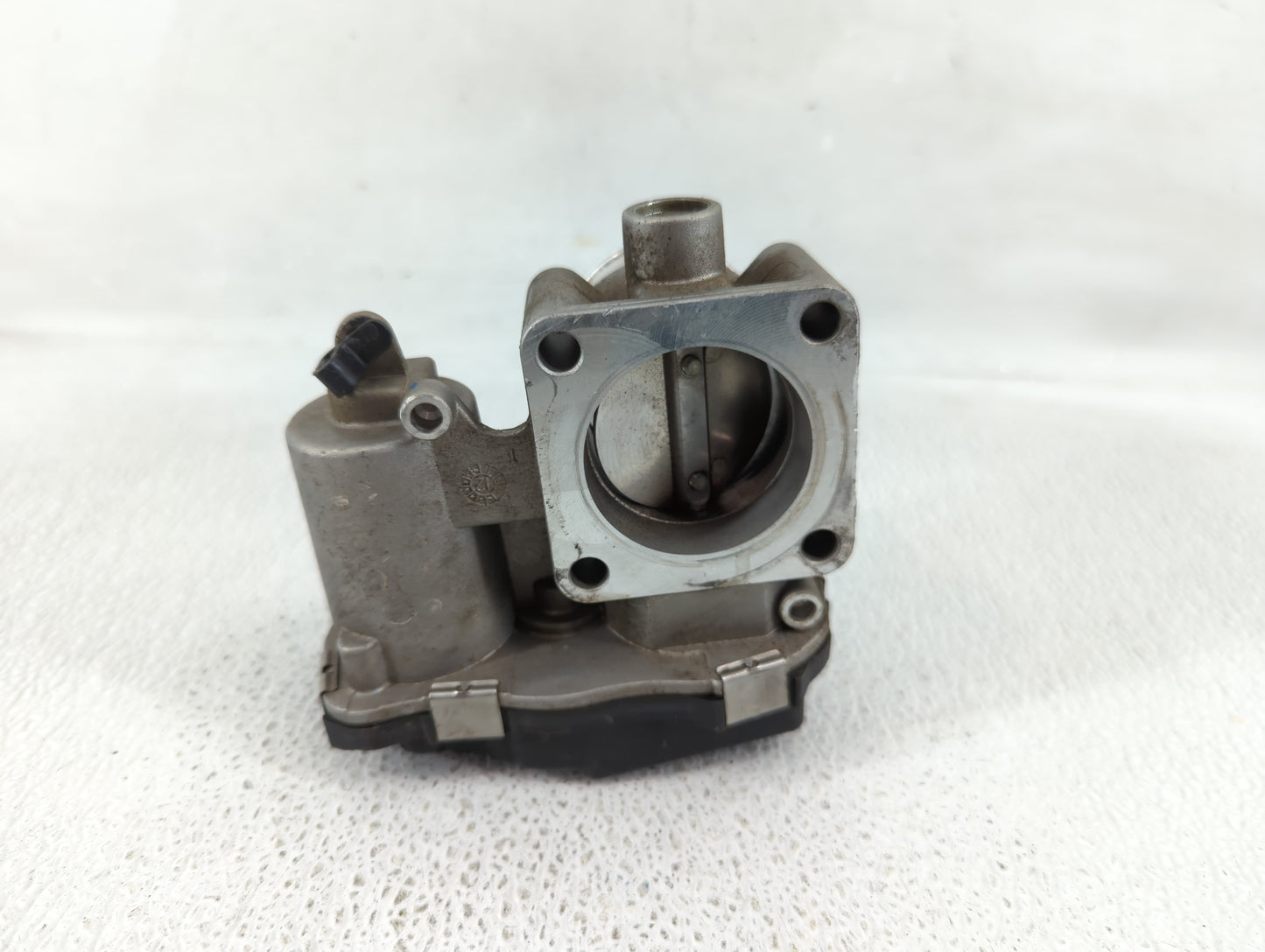 2012-2017 Fiat 500 Throttle Body P/N:04892945AA Fits Fits 2012 2013 2014 2015 2016 2017 OEM Used Auto Parts - Oemusedautopar