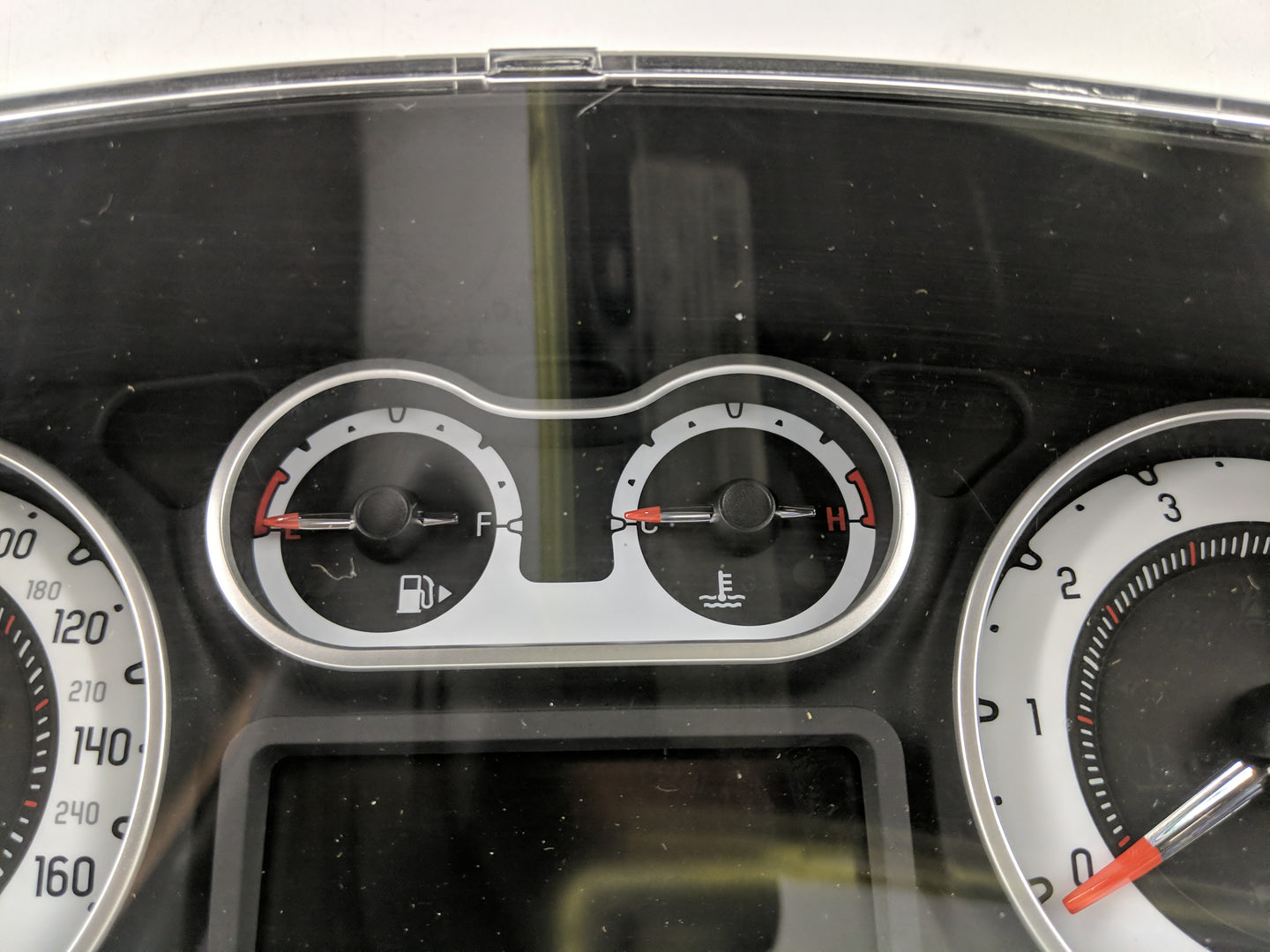 2014 Fiat 500 Instrument Cluster Speedometer Gauges P/N:51968387 Fits OEM Used Auto Parts - Oemusedautoparts1.com