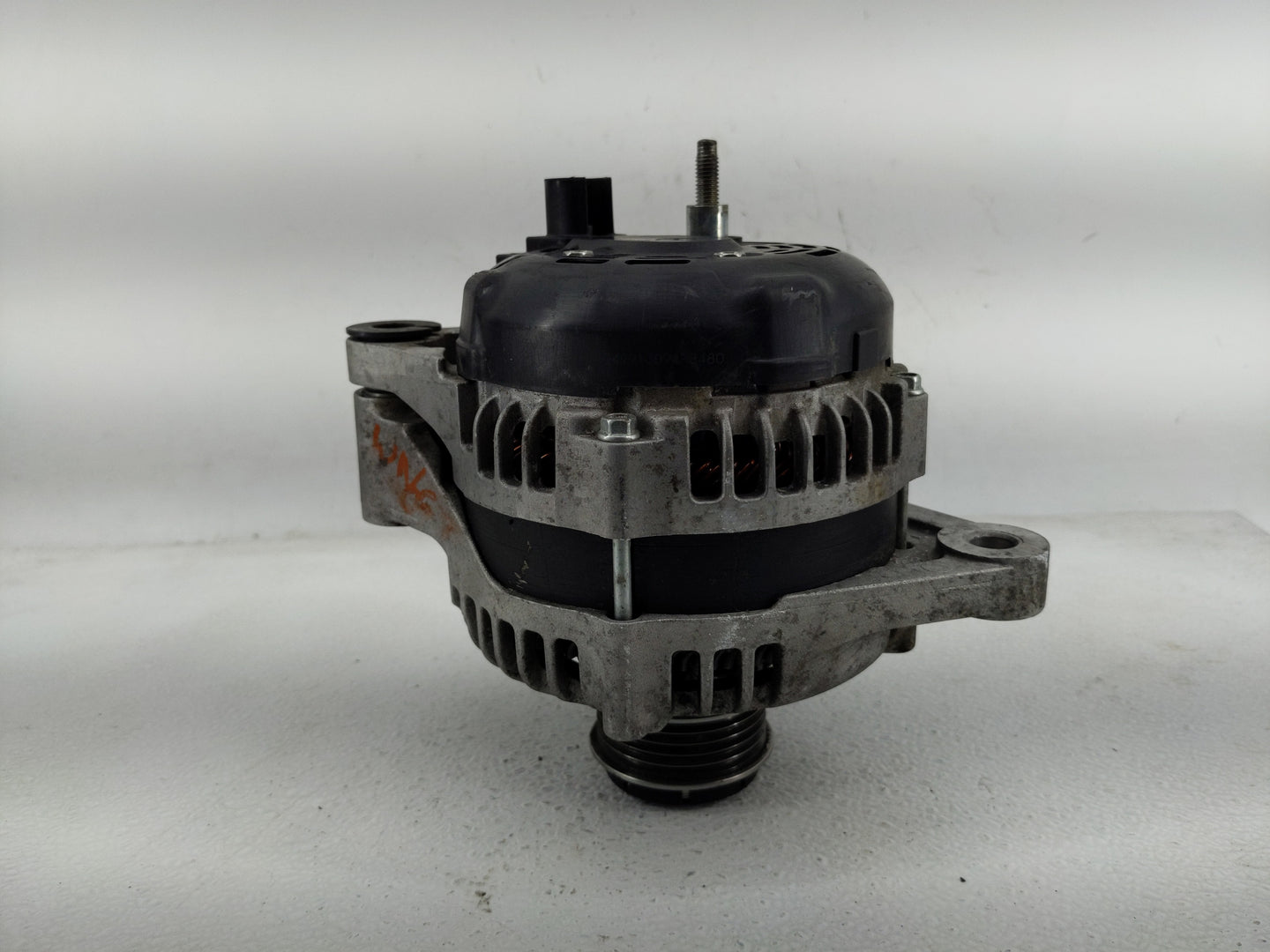 2014-2017 Fiat 500 Alternator Replacement Generator Charging Assembly Engine OEM P/N:51931432 Fits Fits 2014 2015 2016 2017 