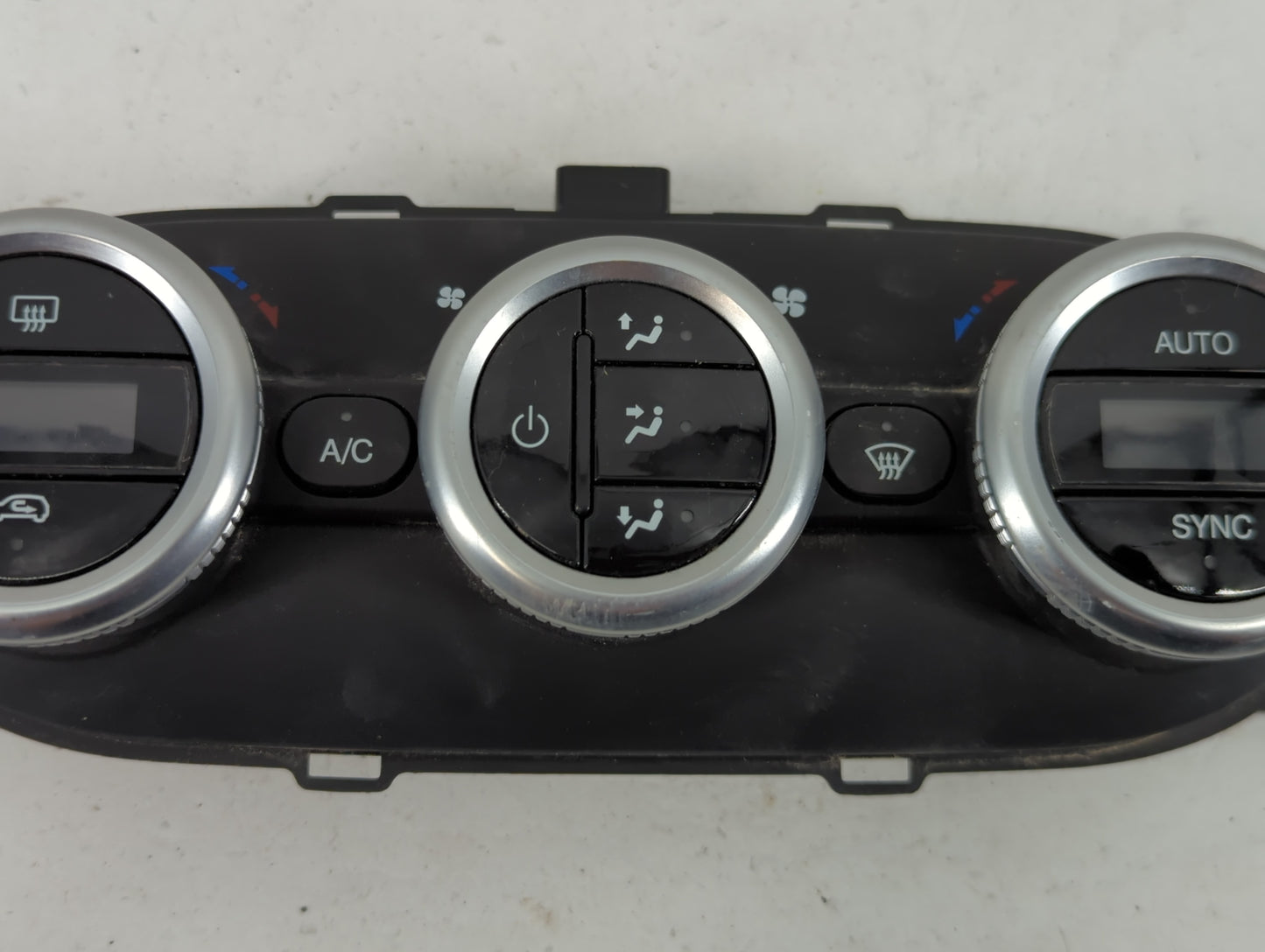 2014 Fiat 500 Climate Control Module Temperature AC/Heater Replacement P/N:MX237000-4832 Fits OEM Used Auto Parts - Oemuseda