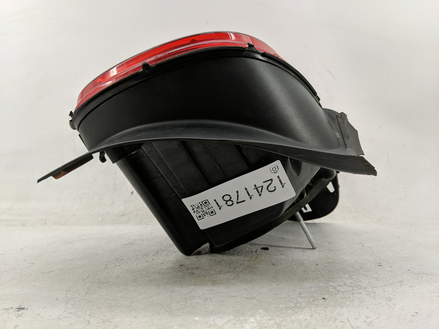2014 Fiat 500 Tail Light Assembly Driver Left OEM P/N:51922308 Fits OEM Used Auto Parts - Oemusedautoparts1.com