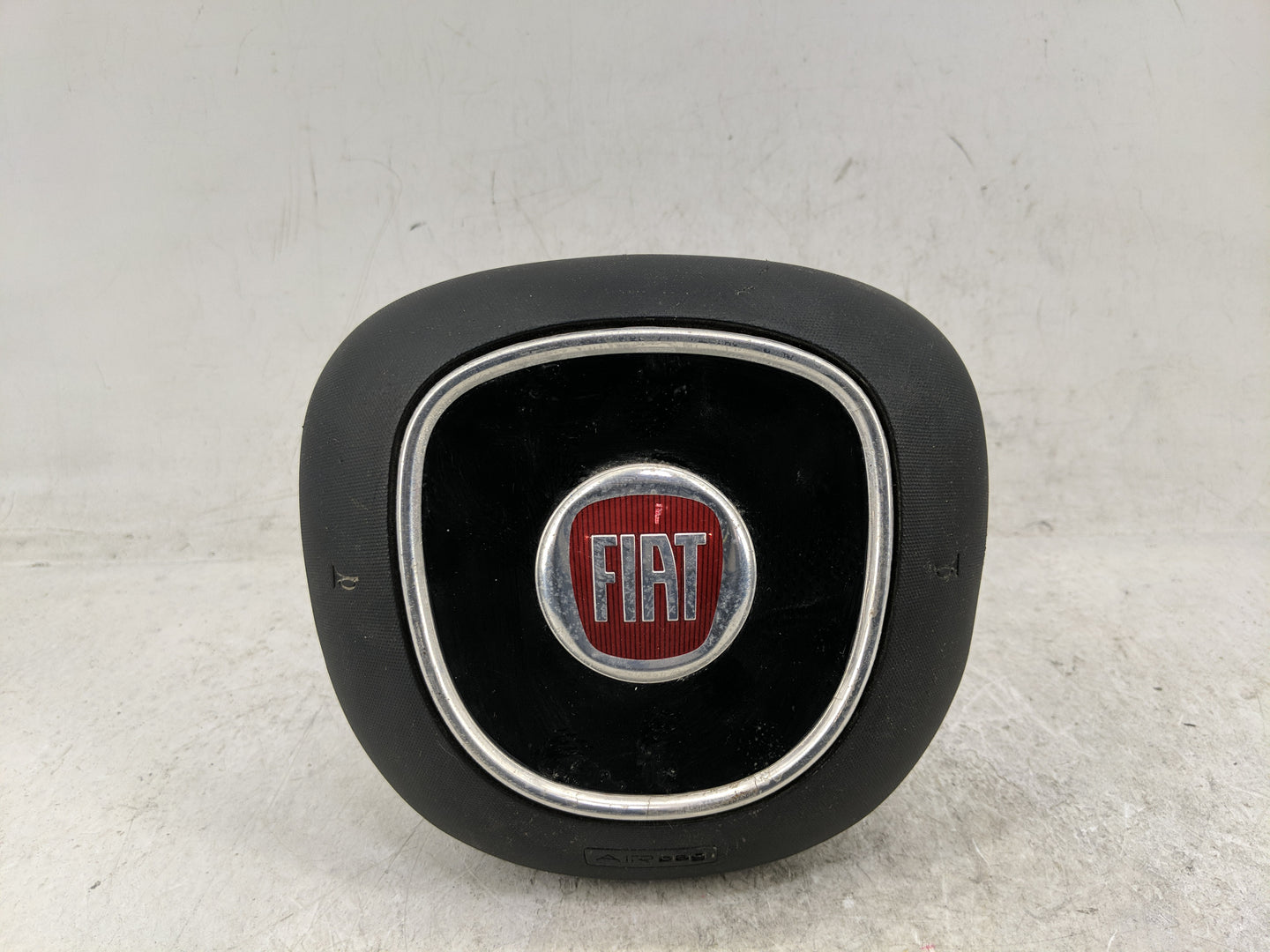 2014 Fiat 500 Air Bag Driver Left Steering Wheel Mounted - Oemusedautoparts1.com