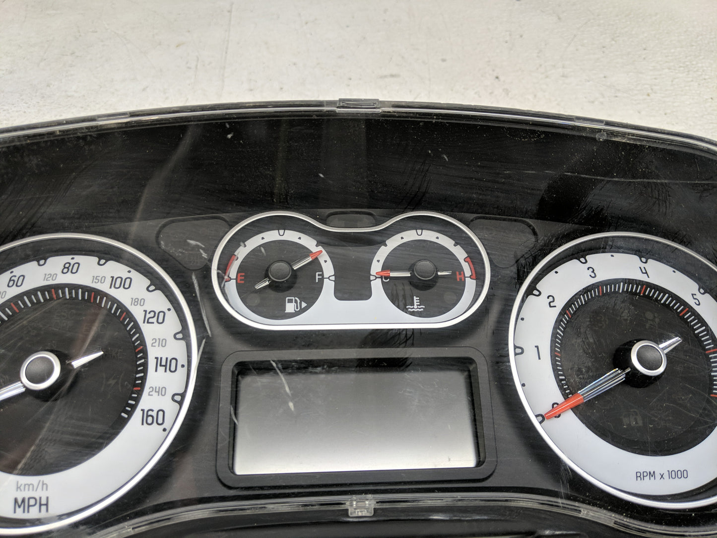 2014 Fiat 500 Instrument Cluster Speedometer Gauges P/N:51975138 Fits OEM Used Auto Parts - Oemusedautoparts1.com