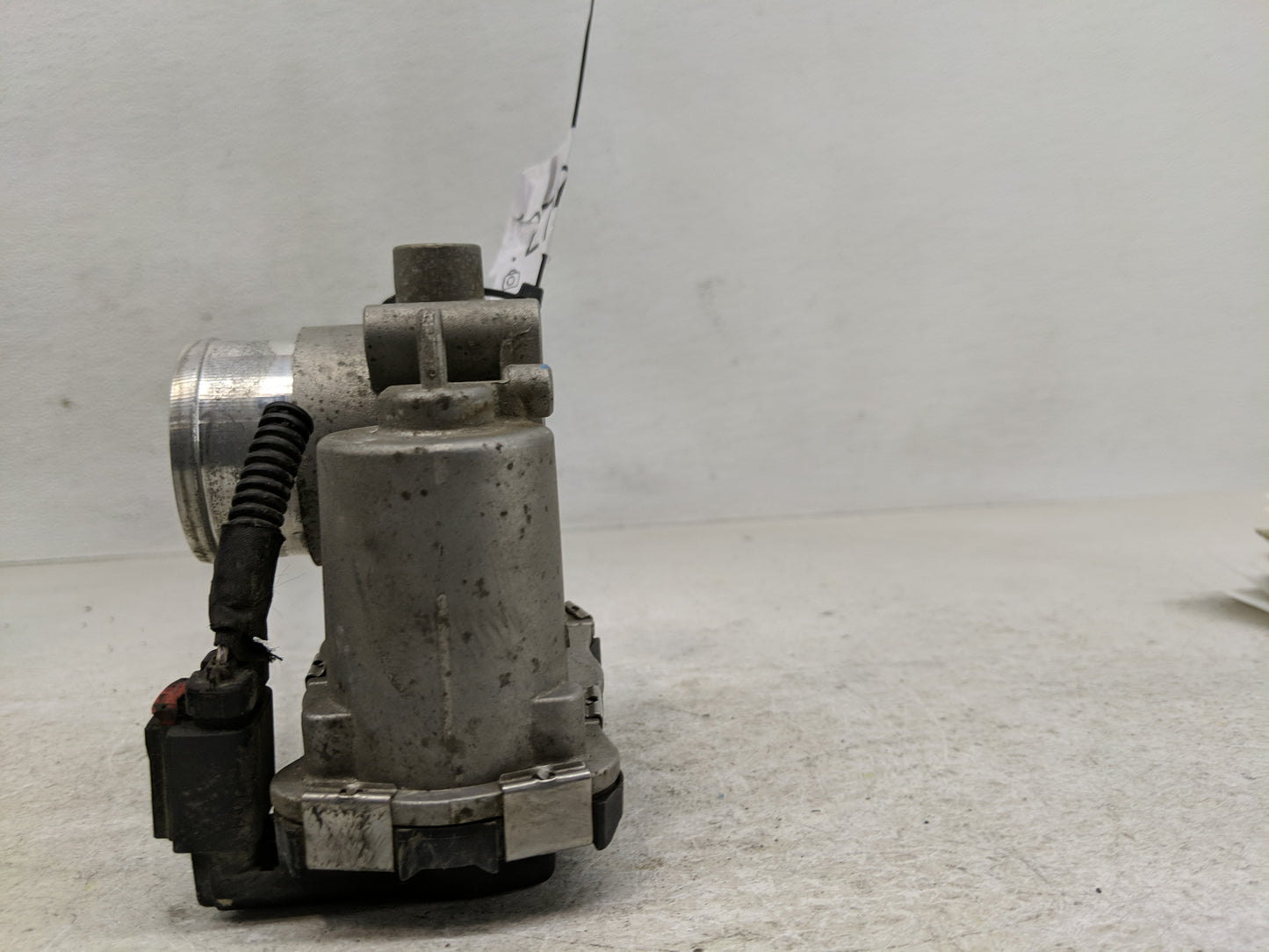 2013-2017 Fiat 500 Throttle Body Fits Fits 2013 2014 2015 2016 2017 OEM Used Auto Parts - Oemusedautoparts1.com