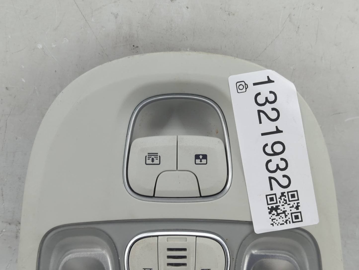 2014 Fiat 500 Overhead Roof Console - Oemusedautoparts1.com