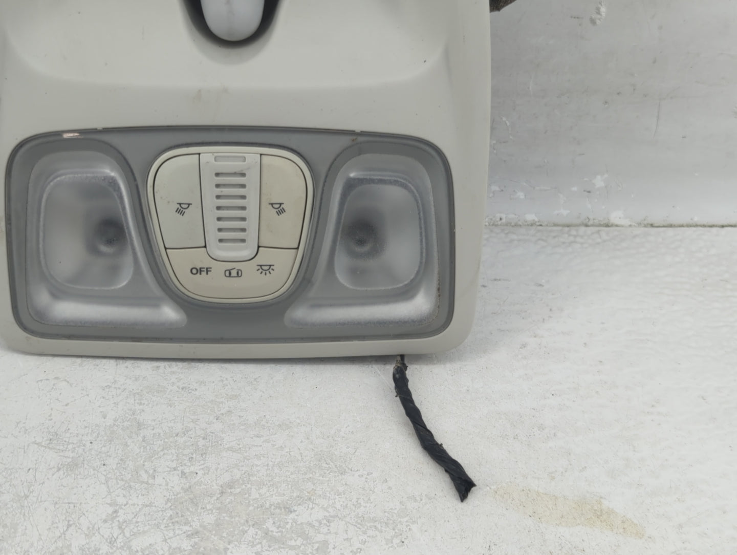 2014 Fiat 500 Overhead Roof Console - Oemusedautoparts1.com