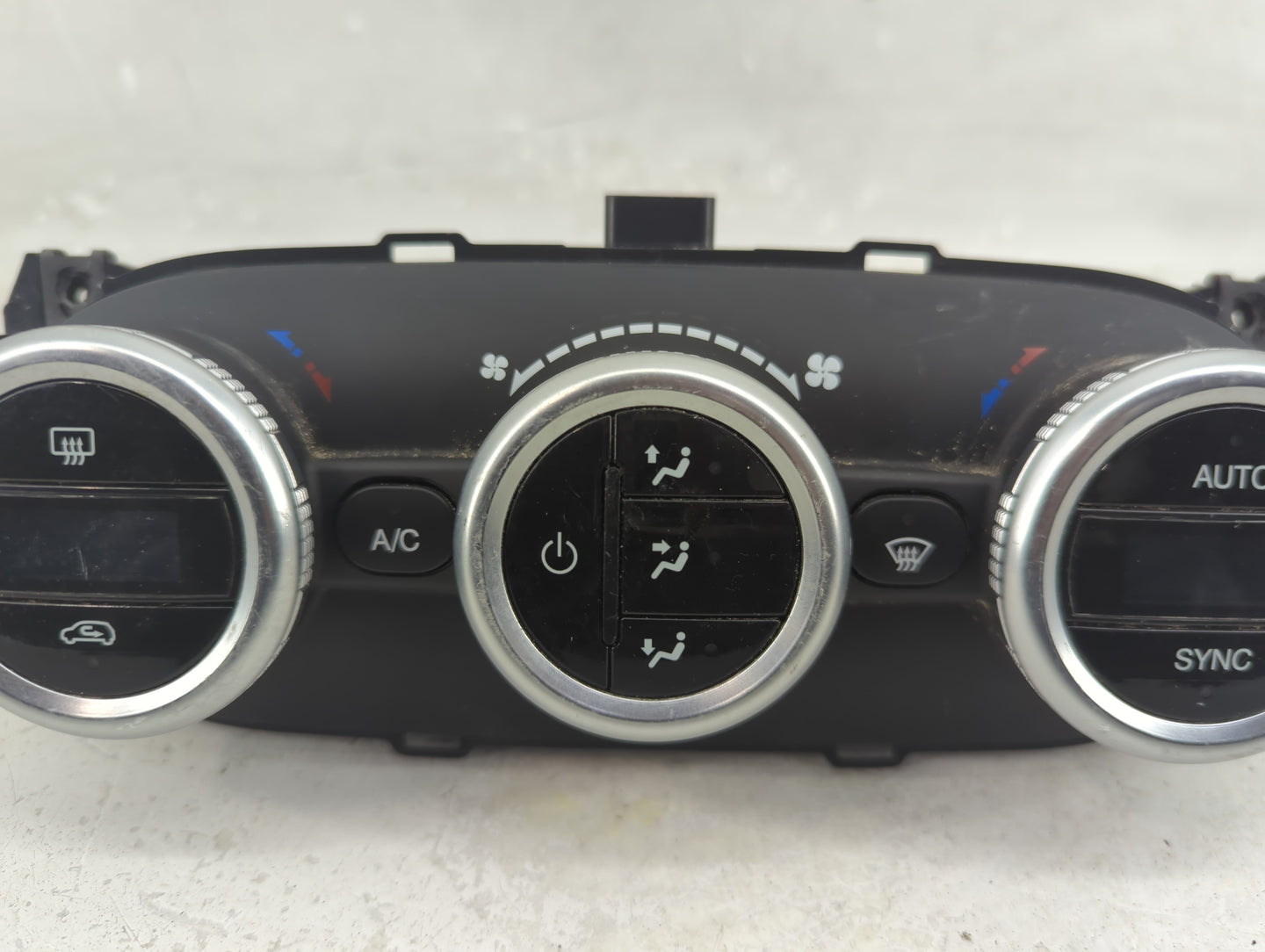 2014 Fiat 500 Climate Control Module Temperature AC/Heater Replacement Fits OEM Used Auto Parts - Oemusedautoparts1.com