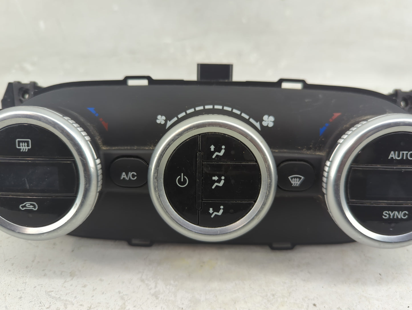 2014 Fiat 500 Climate Control Module Temperature AC/Heater Replacement Fits OEM Used Auto Parts - Oemusedautoparts1.com