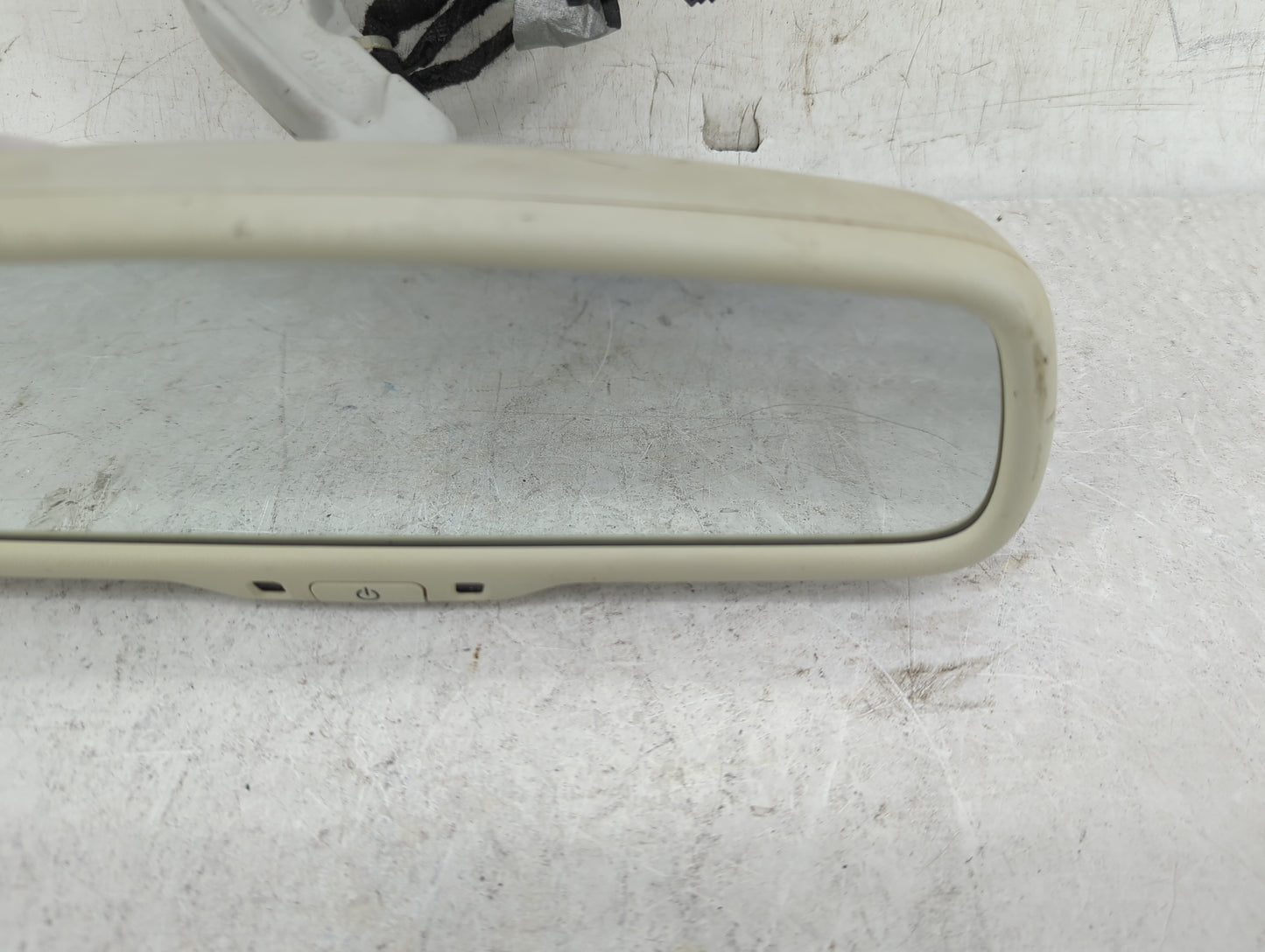 2014 Fiat 500 Interior Rear View Mirror Replacement OEM P/N:48466583 Fits OEM Used Auto Parts - Oemusedautoparts1.com