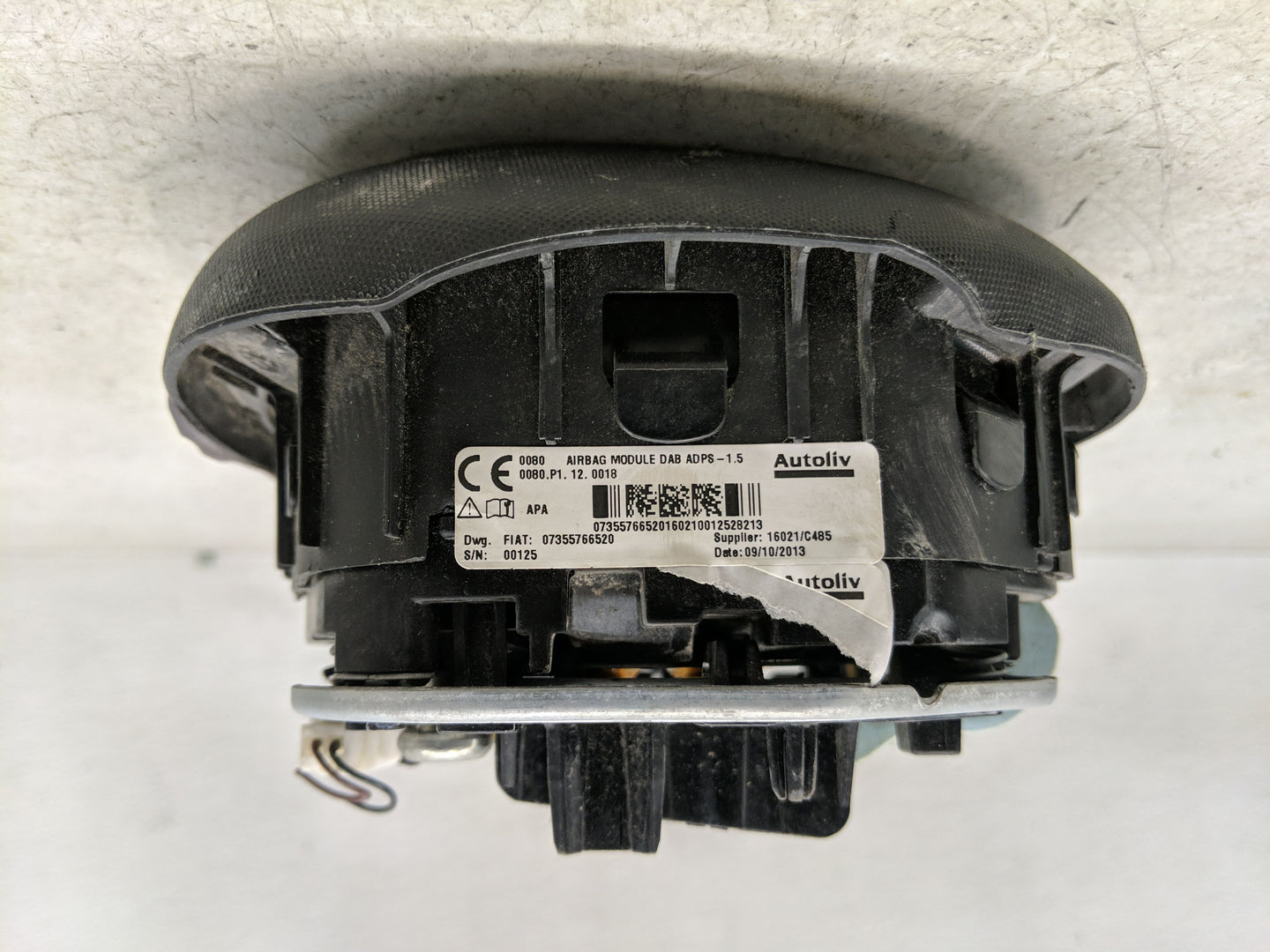 2014 Fiat 500 Air Bag Driver Left Steering Wheel Mounted Fits OEM Used Auto Parts - Oemusedautoparts1.com
