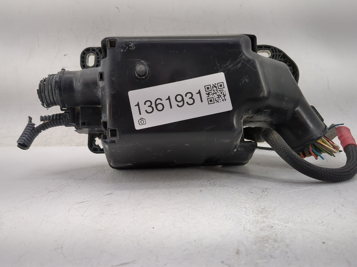 2014-2017 Fiat 500 Fusebox Fuse Box Panel Relay Module Fits Fits 2014 2015 2016 2017 OEM Used Auto Parts - Oemusedautoparts1