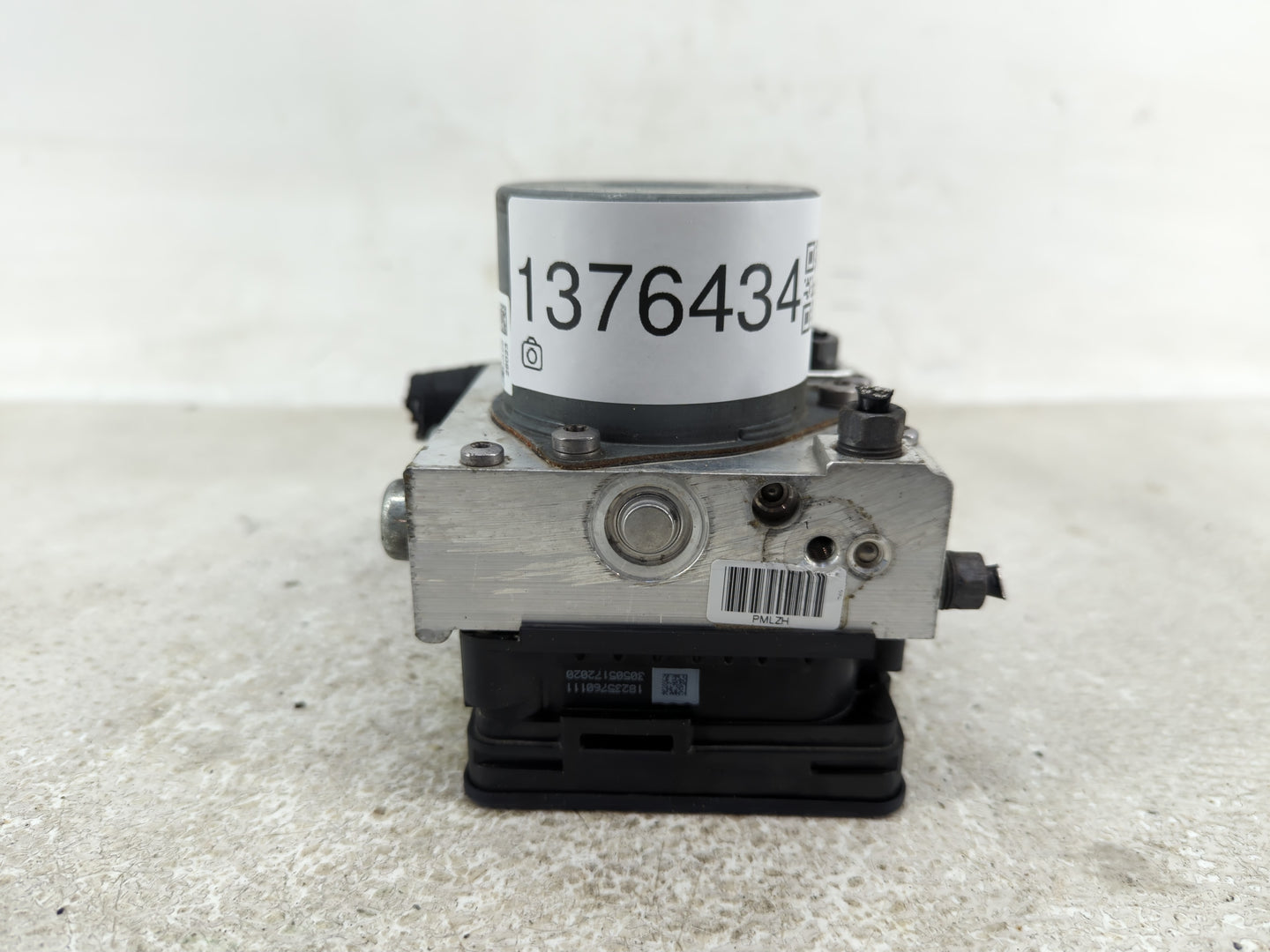 2014 Fiat 500 ABS Pump Control Module Replacement P/N:51920753 Fits OEM Used Auto Parts - Oemusedautoparts1.com