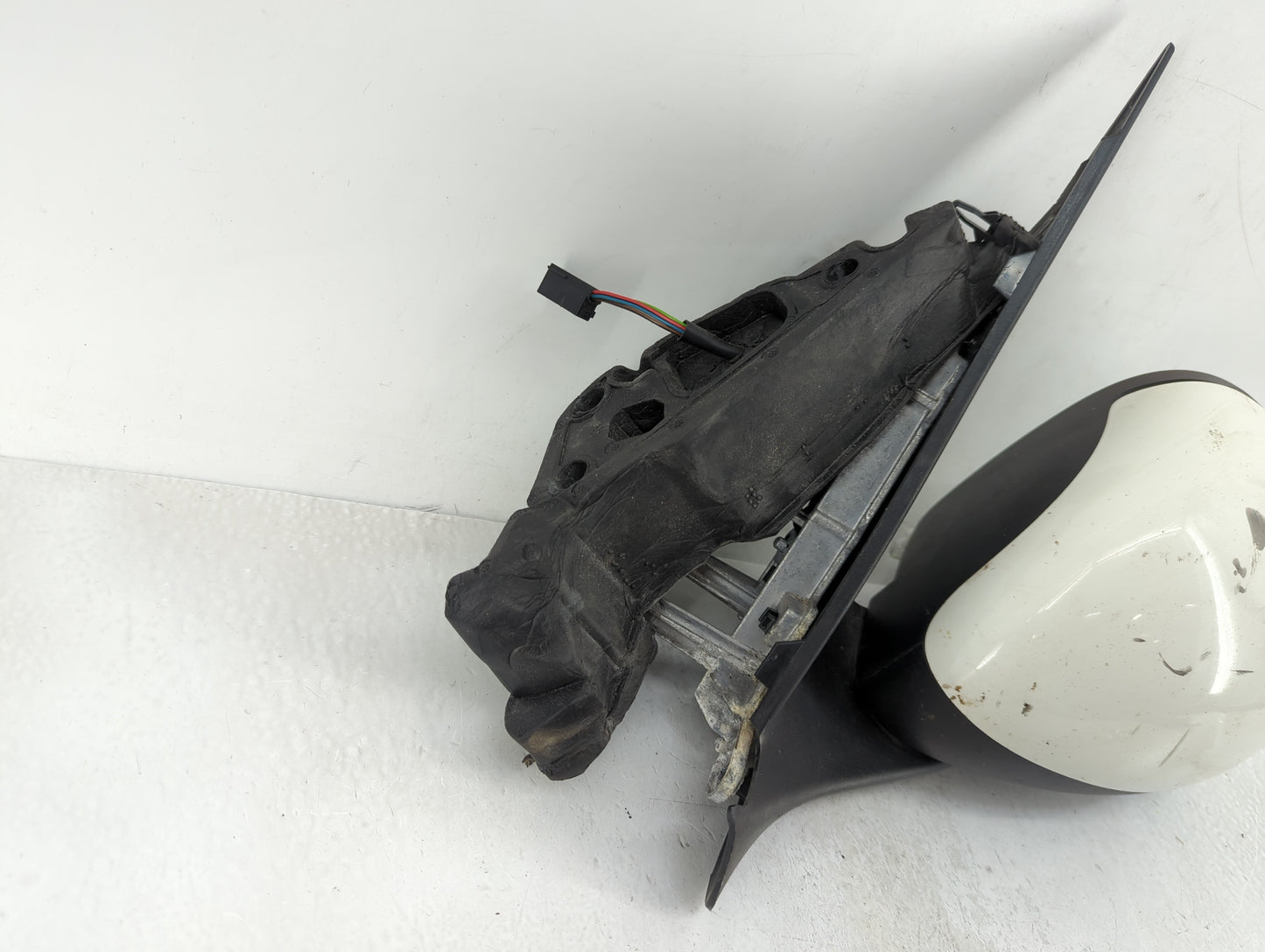 2012-2017 Fiat 500 Driver Side View Mirror - Left Door Mirror OEM Used - Oemusedautoparts1.com