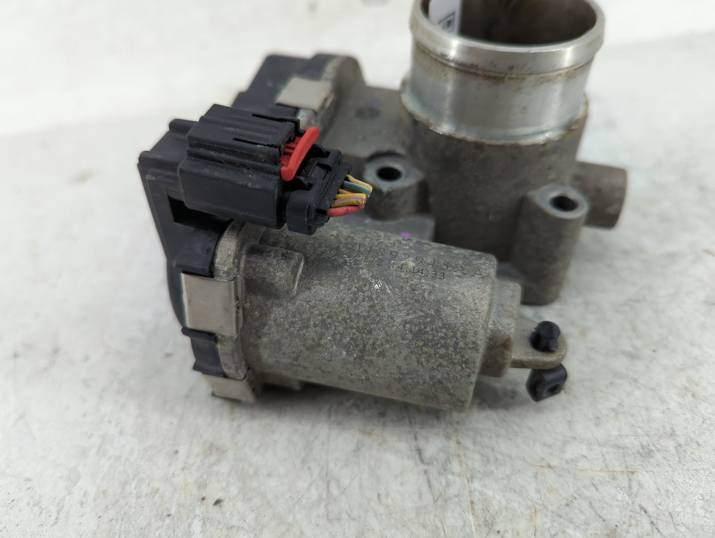 2013-2017 Fiat 500 Throttle Body P/N:04892945AA Fits Fits 2013 2014 2015 2016 2017 OEM Used Auto Parts - Oemusedautoparts1.c