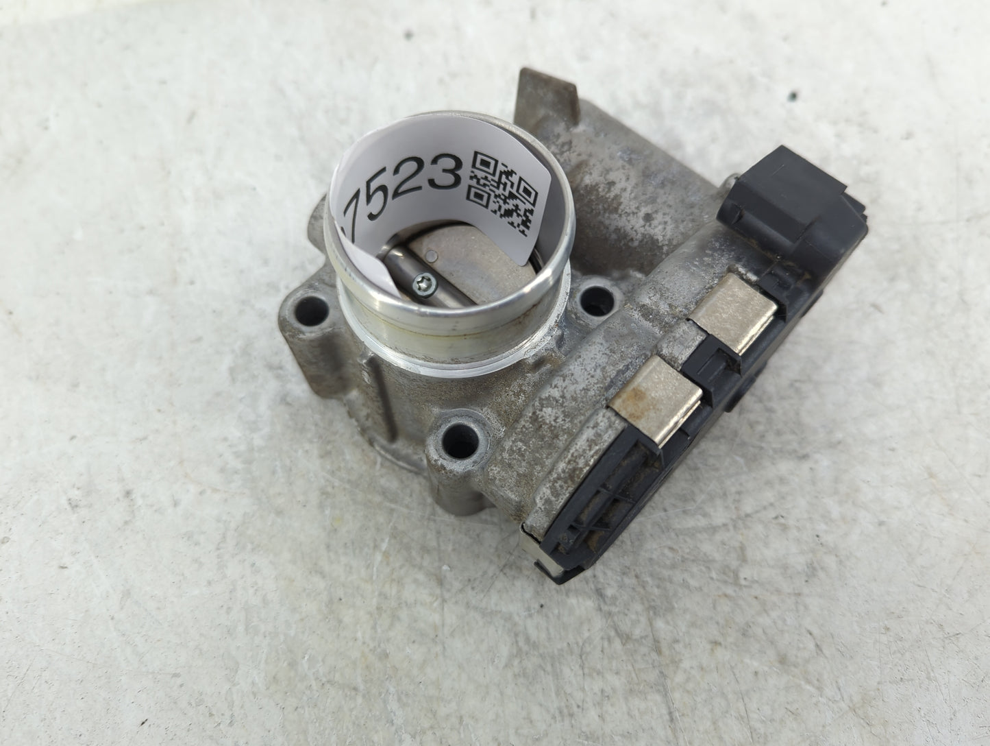 2012-2017 Fiat 500 Throttle Body P/N:028075568 Fits Fits 2012 2013 2014 2015 2016 2017 OEM Used Auto Parts - Oemusedautopart