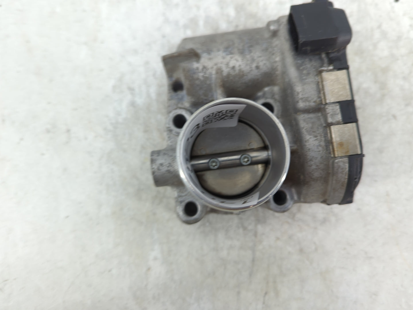 2012-2017 Fiat 500 Throttle Body P/N:028075568 Fits Fits 2012 2013 2014 2015 2016 2017 OEM Used Auto Parts - Oemusedautopart