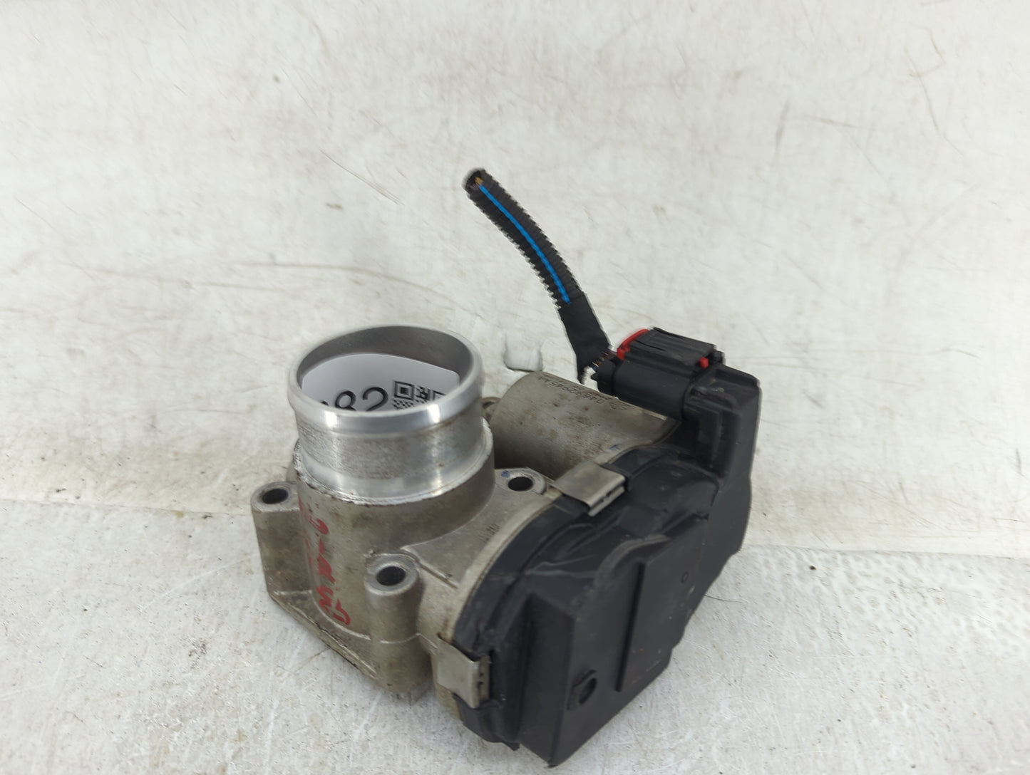 2013-2017 Fiat 500 Throttle Body P/N:04892945AA Fits Fits 2013 2014 2015 2016 2017 OEM Used Auto Parts - Oemusedautoparts1.c