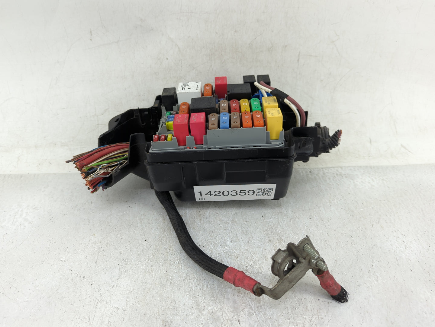 2014-2017 Fiat 500 Fusebox Fuse Box Panel Relay Module P/N:51890355 Fits Fits 2014 2015 2016 2017 OEM Used Auto Parts - Oemu