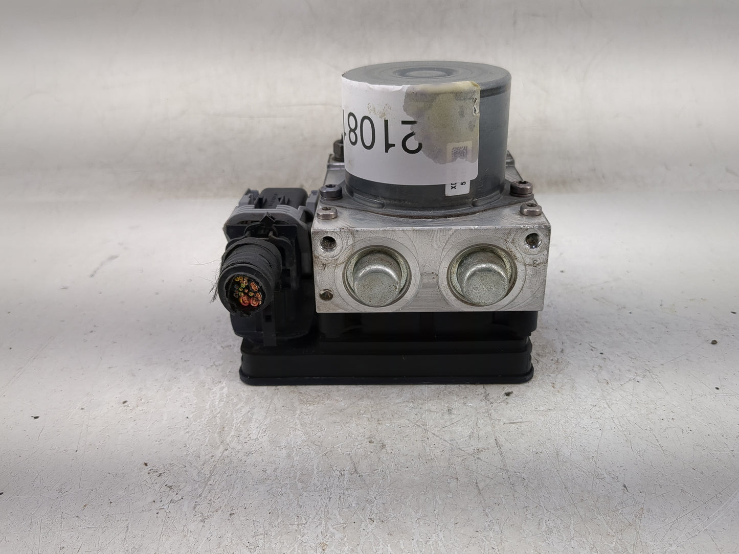 2014 Fiat 500 ABS Pump Control Module Replacement P/N:51973614 51920753 Fits OEM Used Auto Parts - Oemusedautoparts1.com