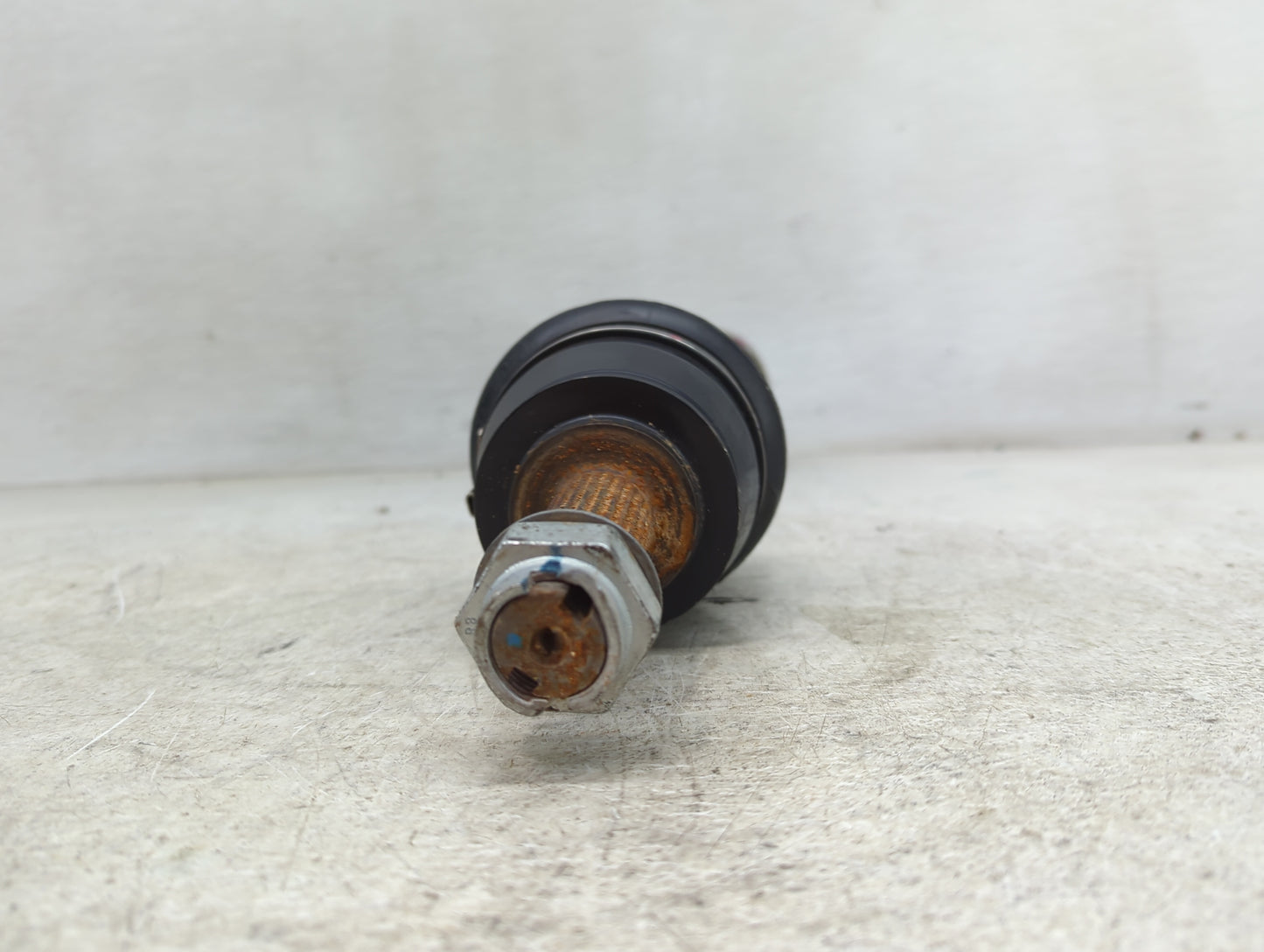 2012-2017 Fiat 500 Axle Shaft Front Driver Cv C/v - Oemusedautoparts1.com