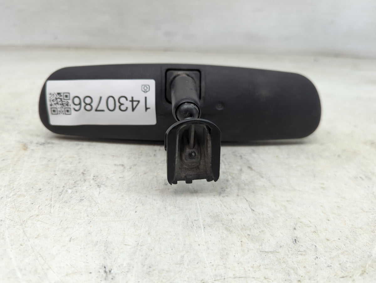 2014 Fiat 500 Interior Rear View Mirror Replacement OEM Fits OEM Used Auto Parts - Oemusedautoparts1.com