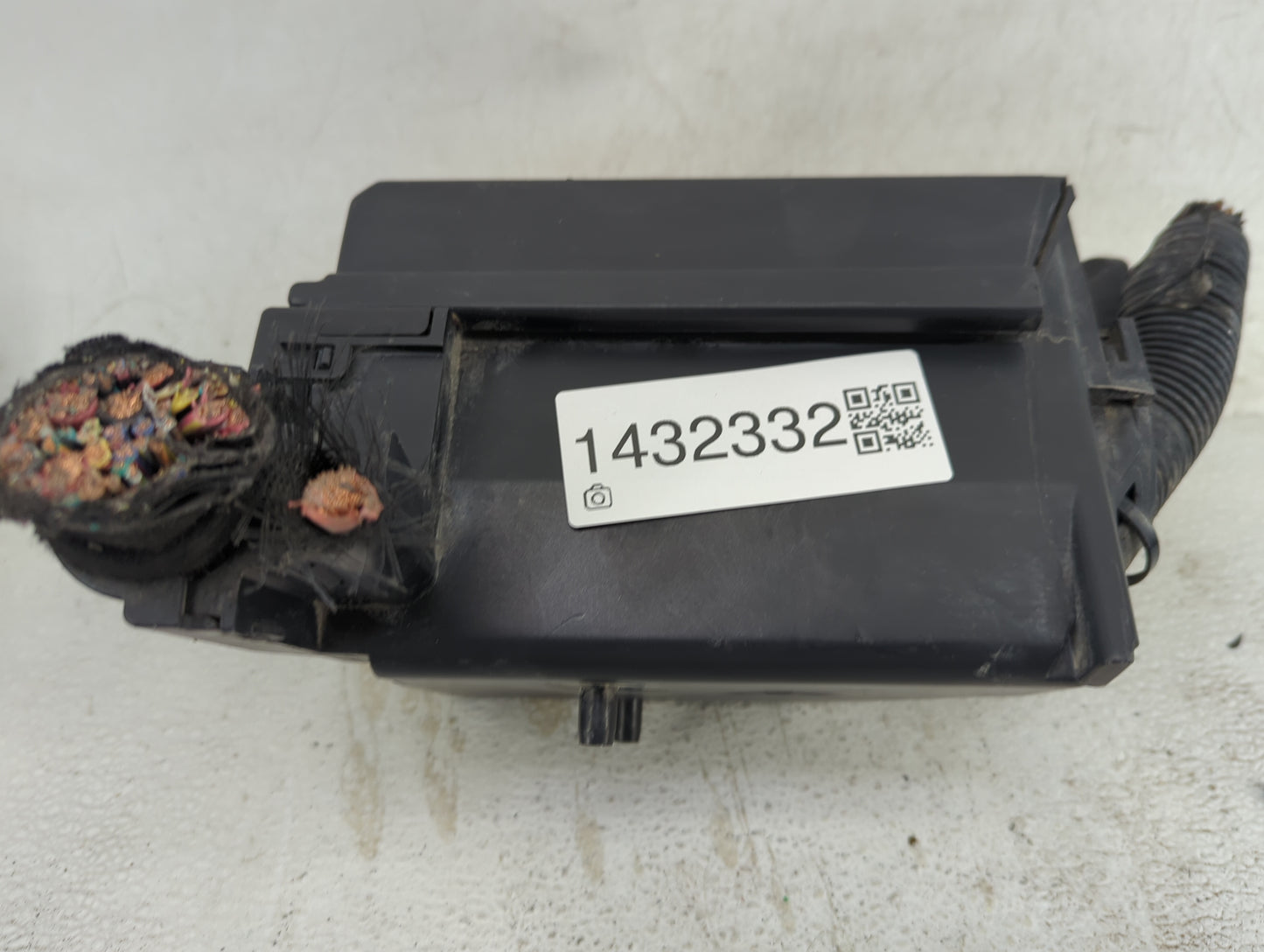 2012-2017 Fiat 500 Fusebox Fuse Box Panel Relay Module Fits Fits 2012 2013 2014 2015 2016 2017 OEM Used Auto Parts - Oemused