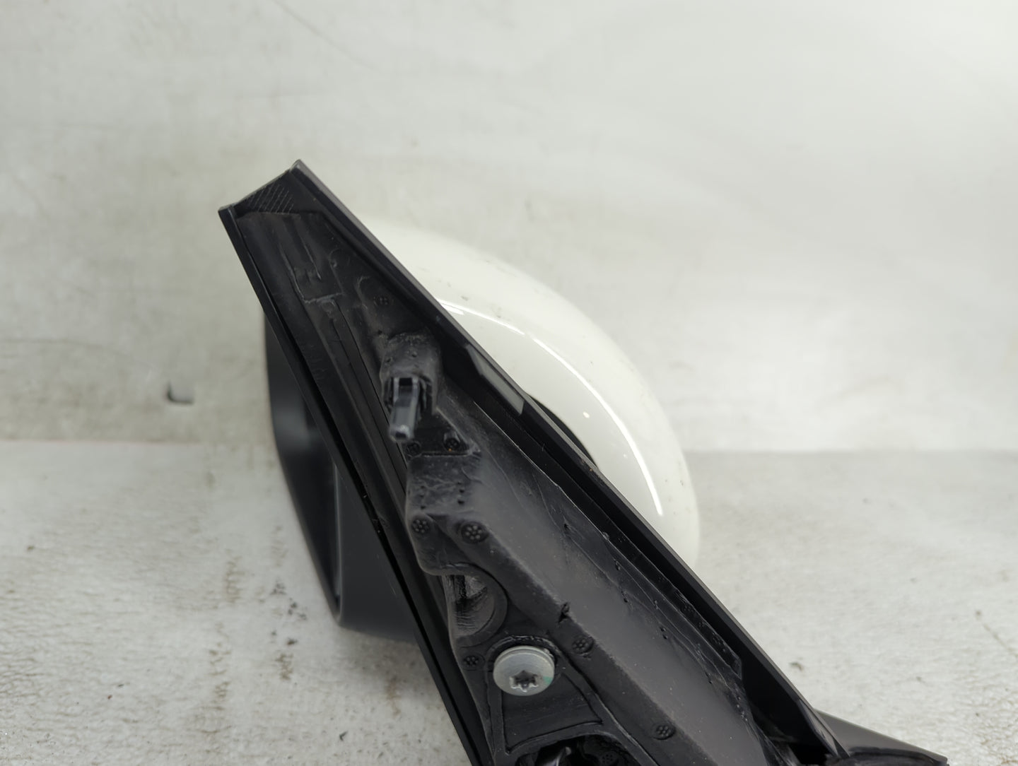 2014 Fiat 500 Driver Side View Mirror - Left Door Mirror OEM Used - Oemusedautoparts1.com