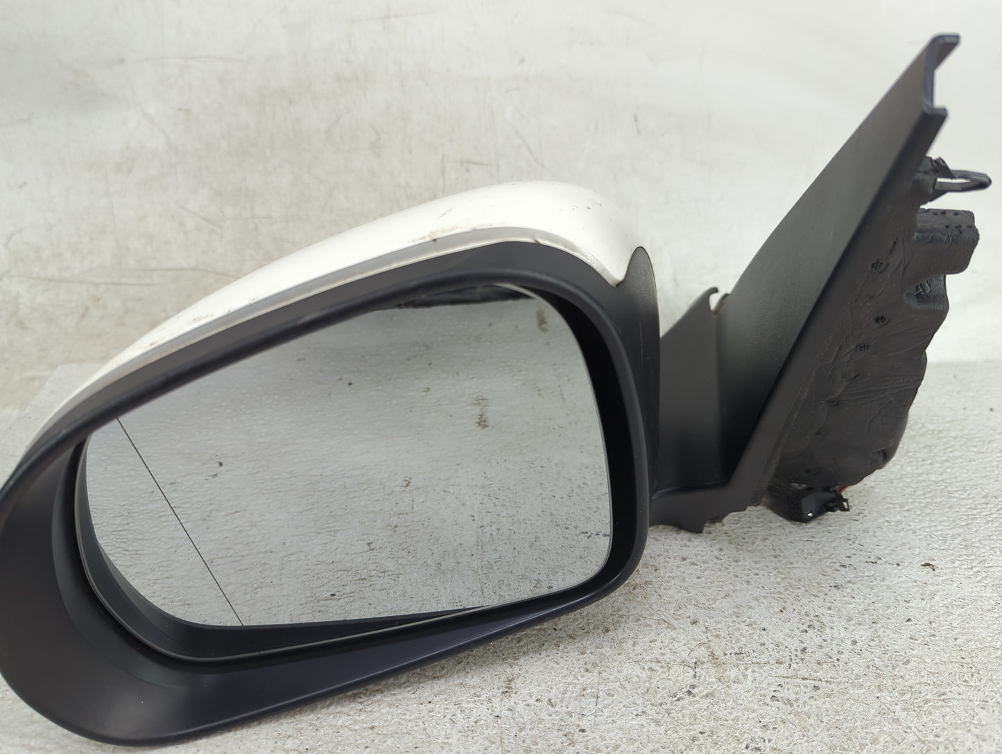 2014 Fiat 500 Driver Side View Mirror - Left Door Mirror OEM Used - Oemusedautoparts1.com