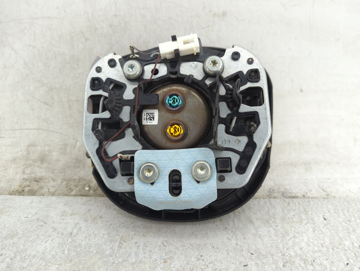2014 Fiat 500 Air Bag Driver Left Steering Wheel Mounted 1458650 - Oemusedautoparts1.com