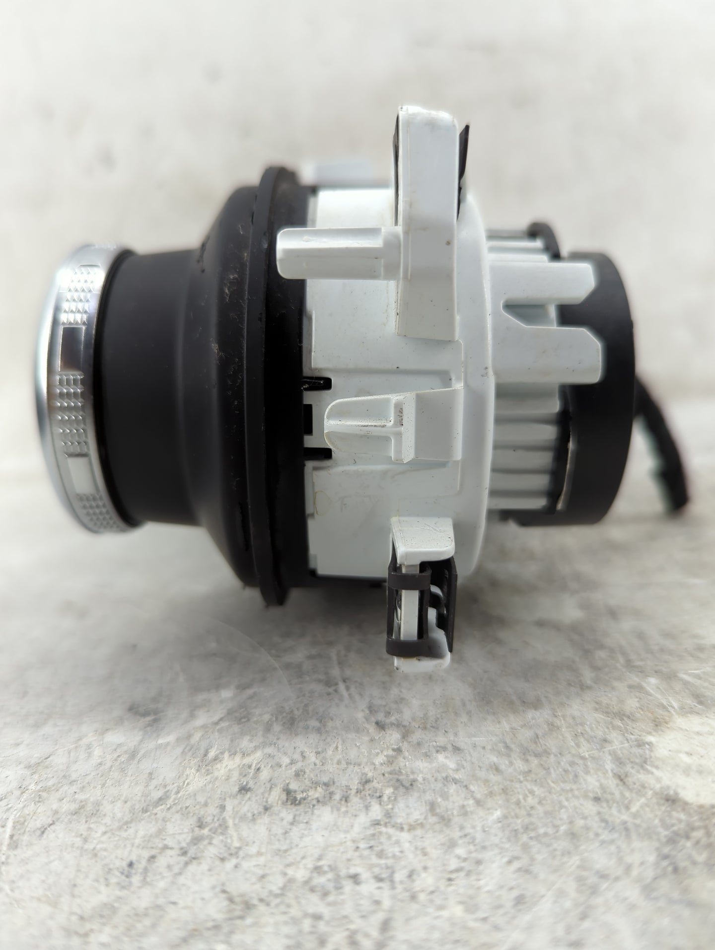 2014 Fiat 500 Climate Control Module Temperature AC/Heater Replacement P/N:735557283 A83028400 Fits OEM Used Auto Parts - Oe