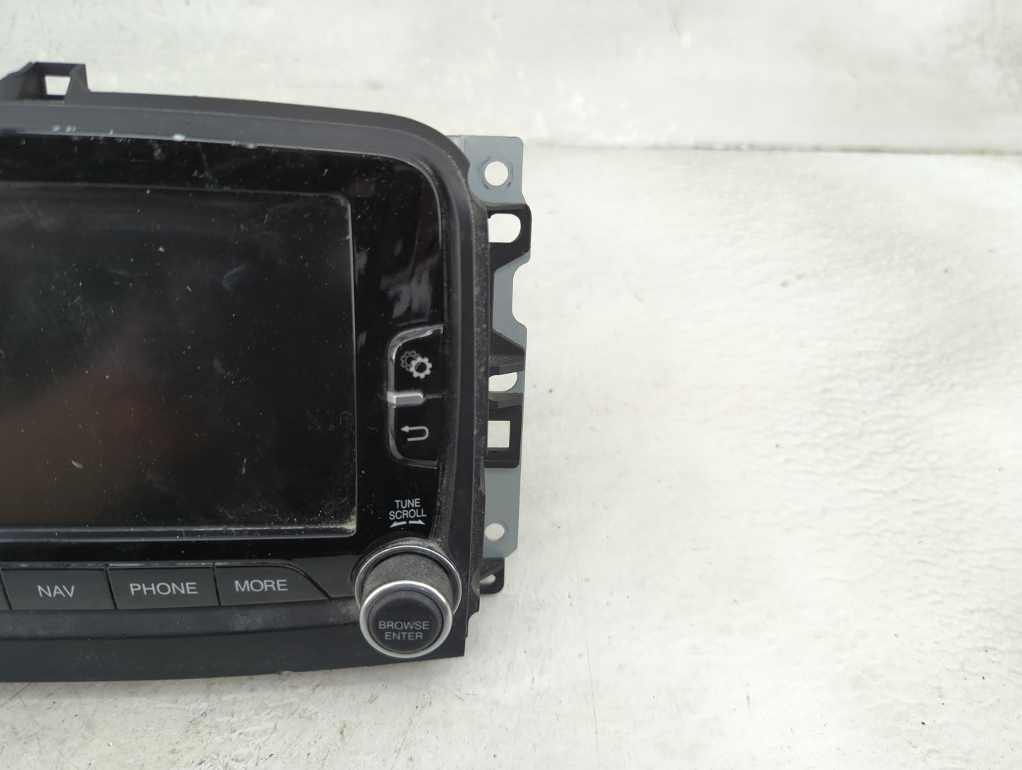 2014 Fiat 500 Radio AM FM Cd Player Receiver Replacement P/N:VP3 330 MX 6434C-BE2803, QNG-BE2803, RCPHAVP12-1596 Fits OEM Us