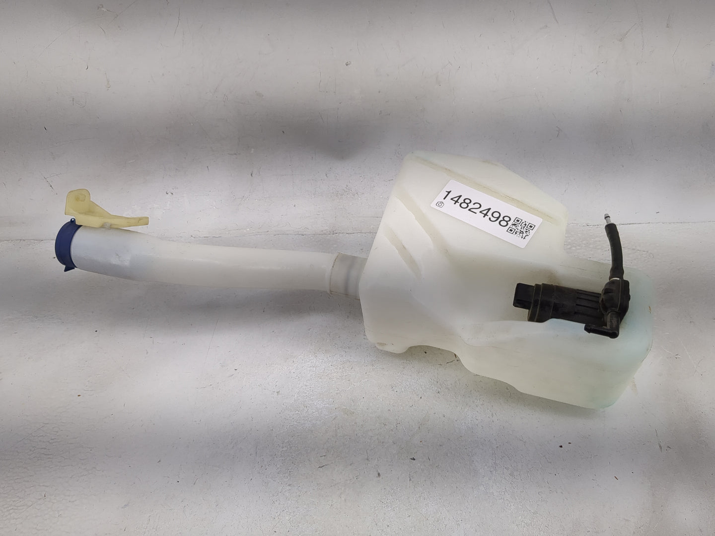 2014 Fiat 500 Windshield Washer Fluid Reservoir Bottle - Oemusedautoparts1.com