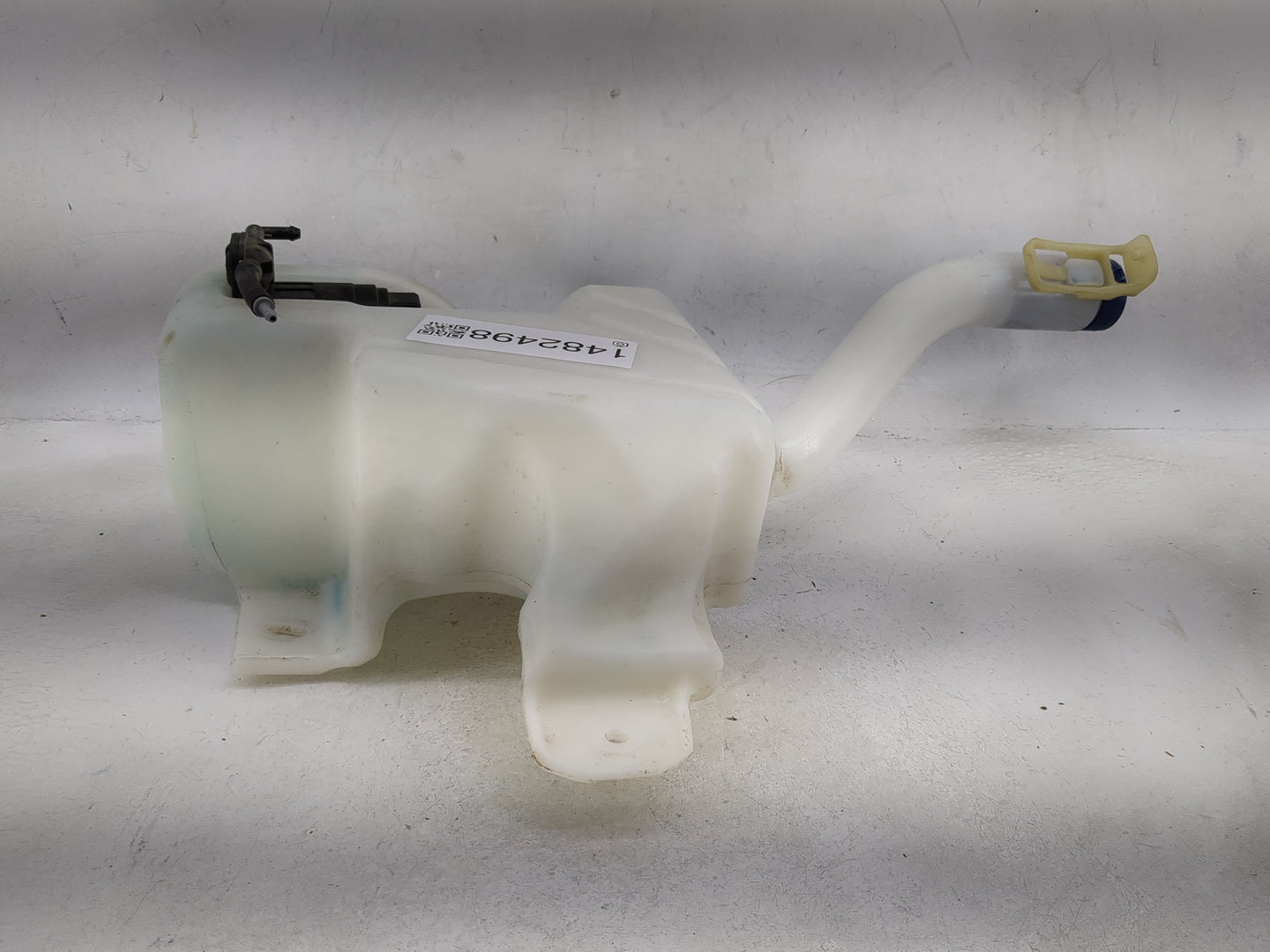 2014 Fiat 500 Windshield Washer Fluid Reservoir Bottle - Oemusedautoparts1.com