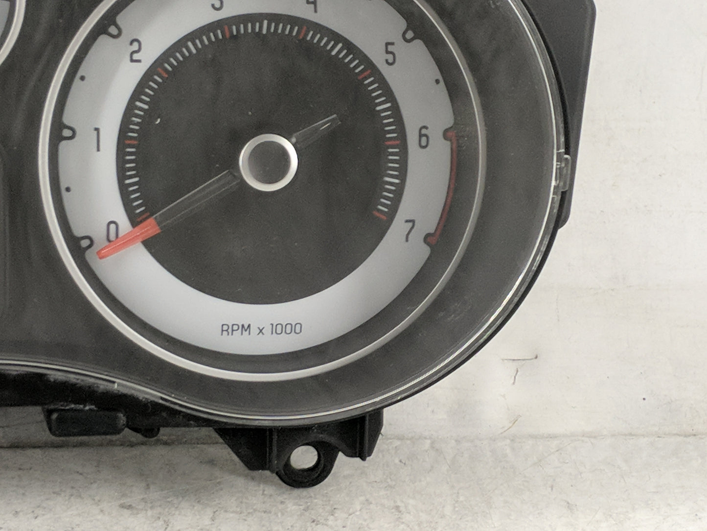 2014 Fiat 500 Instrument Cluster Speedometer Gauges P/N:A2C32923104 51975138, SW:1062 Miles: Fits OEM Used Auto Parts - Oemu