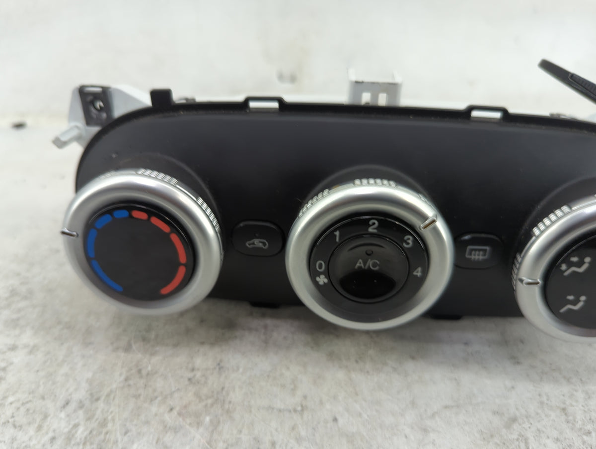 2014-2017 Fiat 500 Climate Control Module Temperature AC/Heater Replacement P/N:A83028400 0339130SS01 Fits OEM Used Auto Par